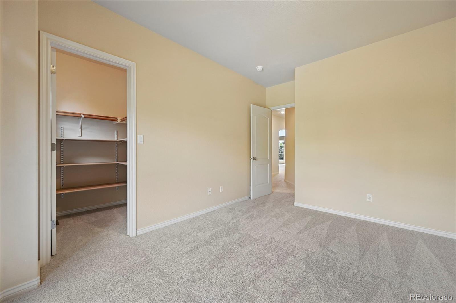 1825 Bridle Oaks Lane