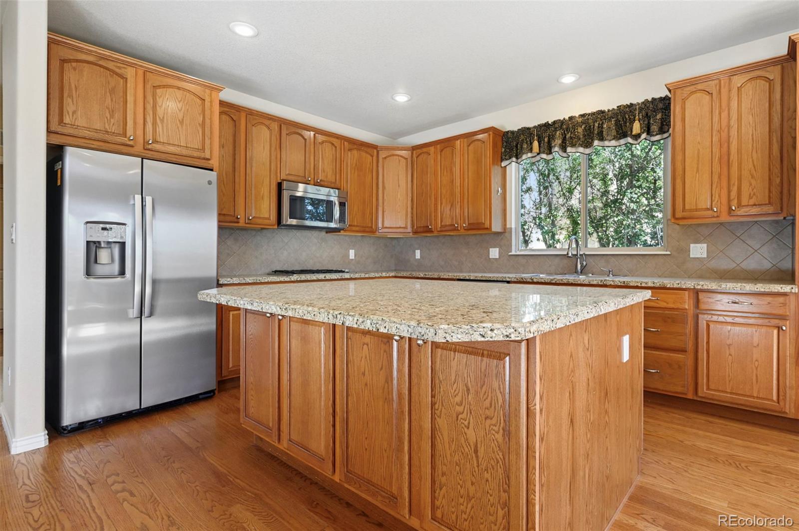 1825 Bridle Oaks Lane