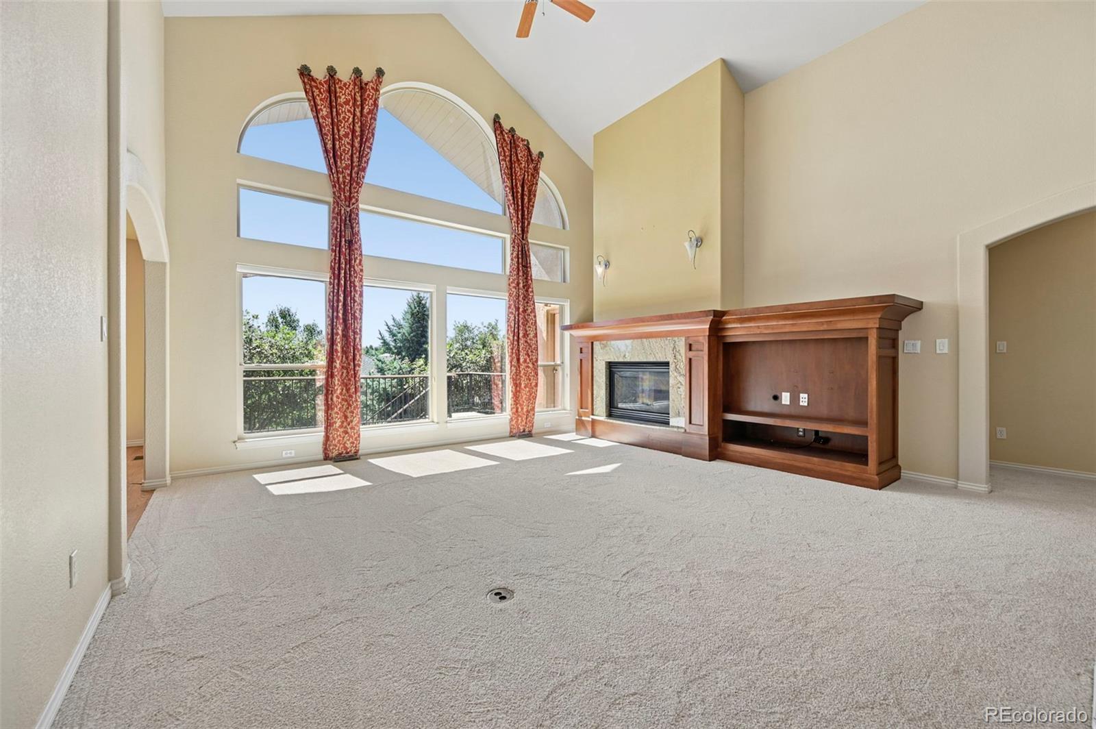 1825 Bridle Oaks Lane