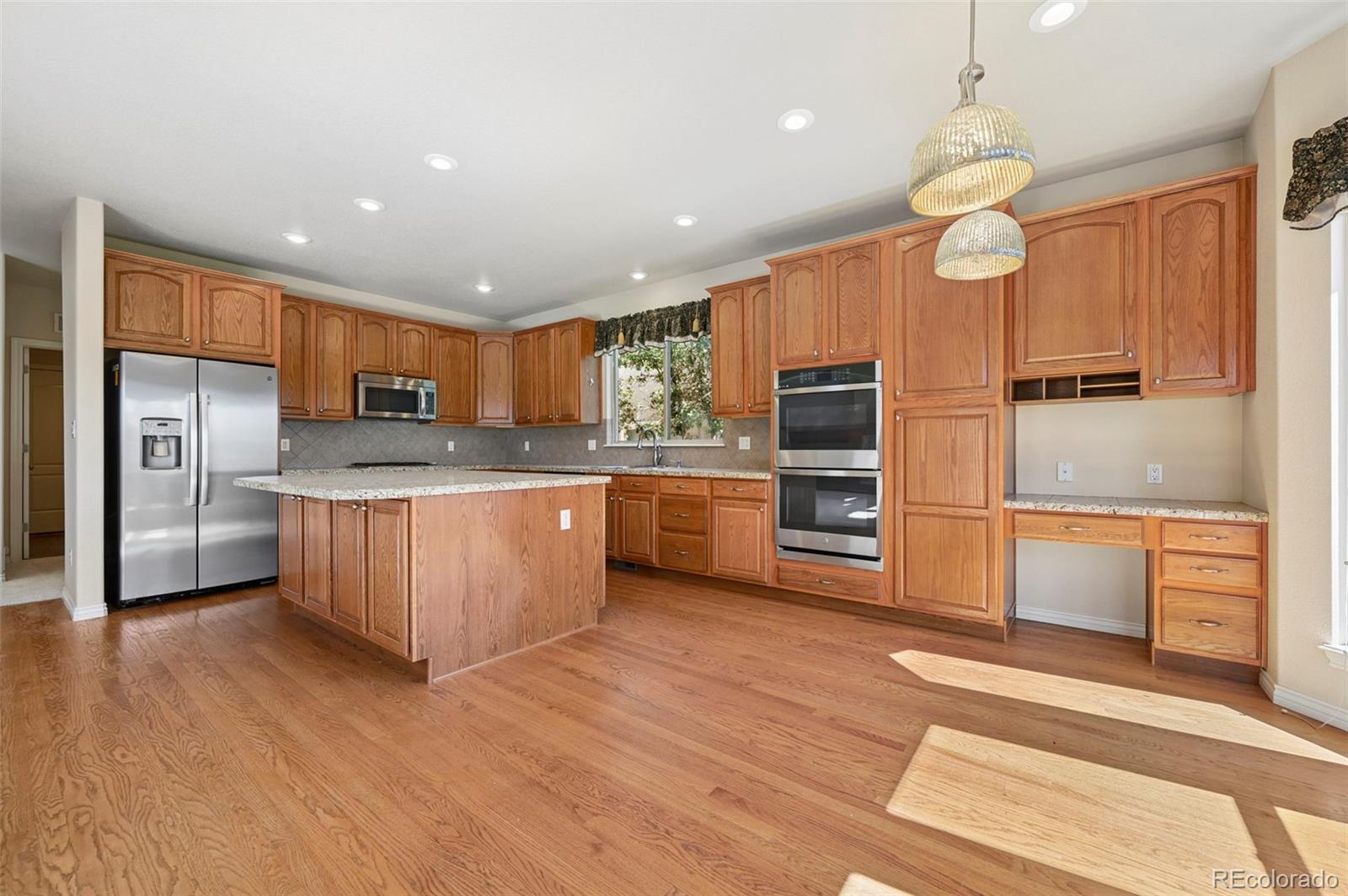 1825 Bridle Oaks Lane