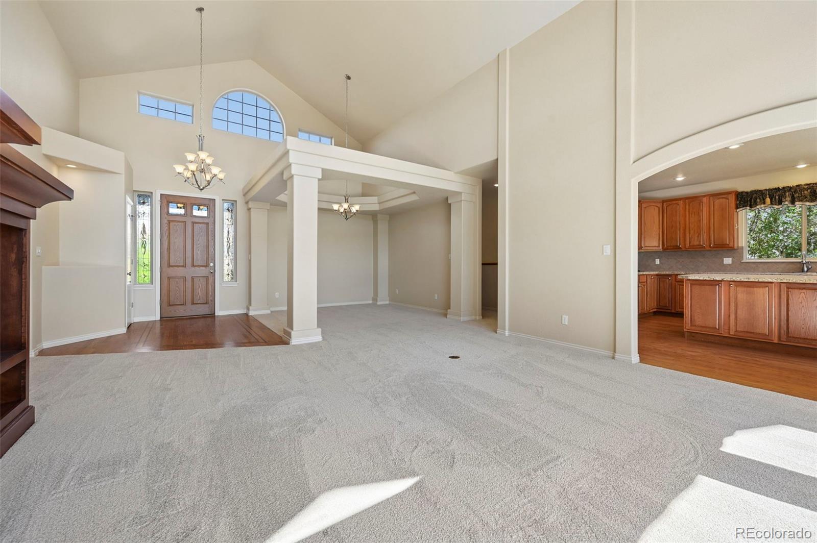 1825 Bridle Oaks Lane