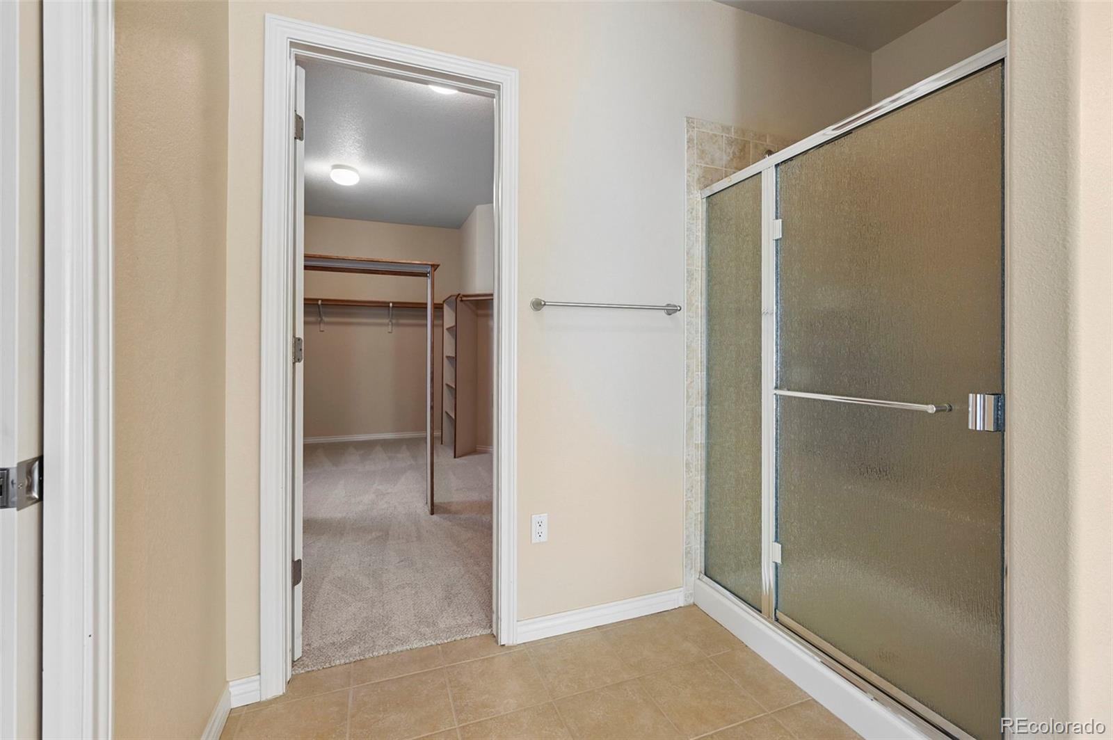1825 Bridle Oaks Lane