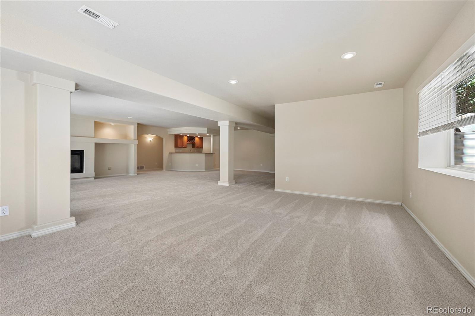1825 Bridle Oaks Lane