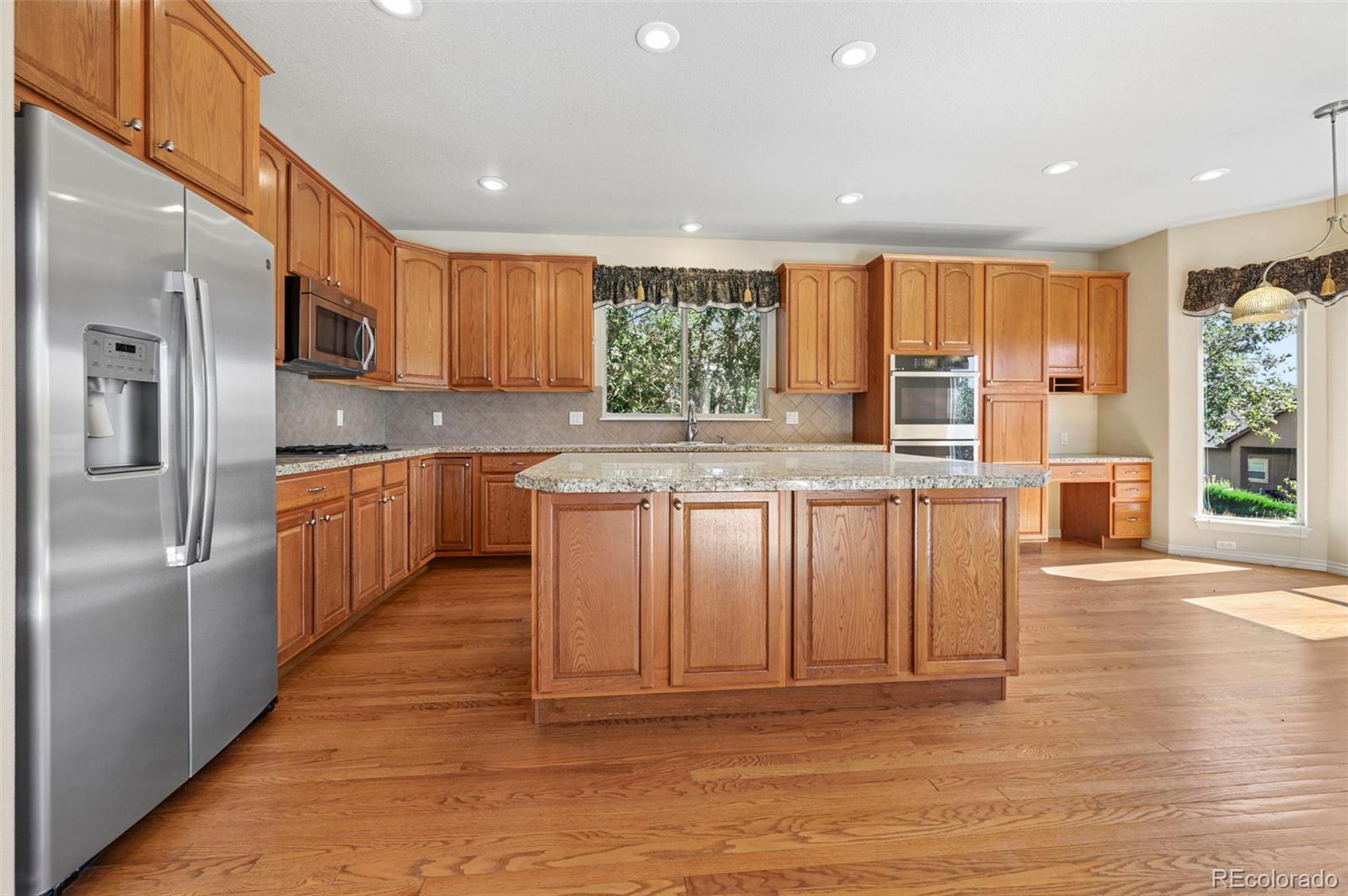 1825 Bridle Oaks Lane