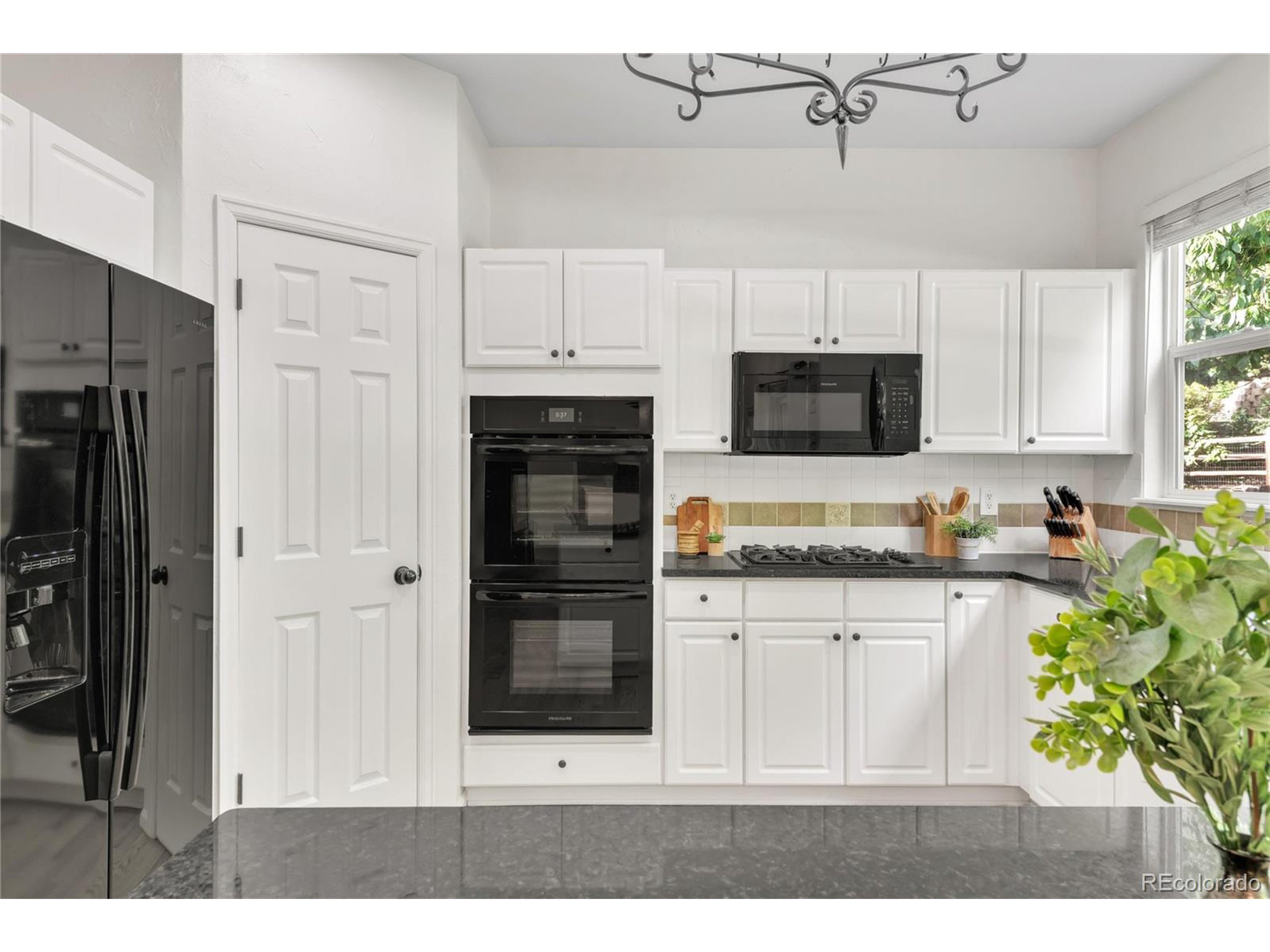 7420 S Houstoun Waring Cir