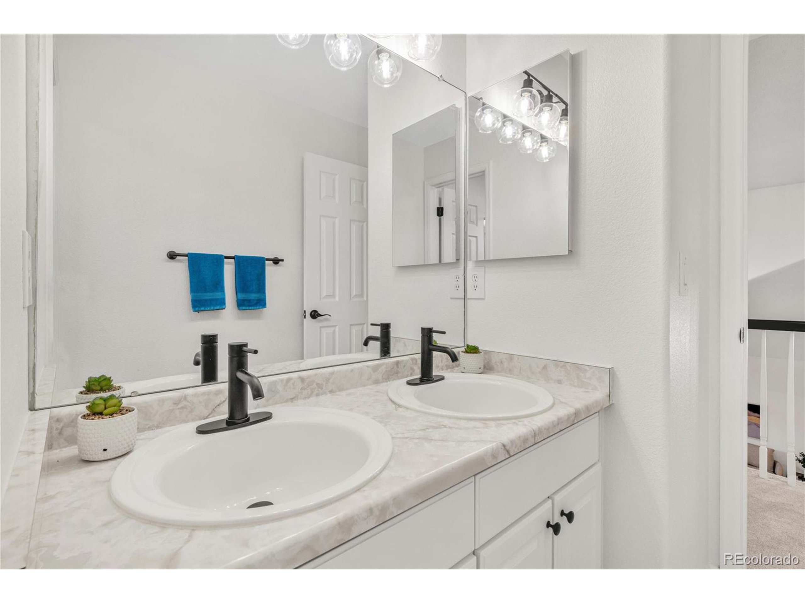 7420 S Houstoun Waring Cir