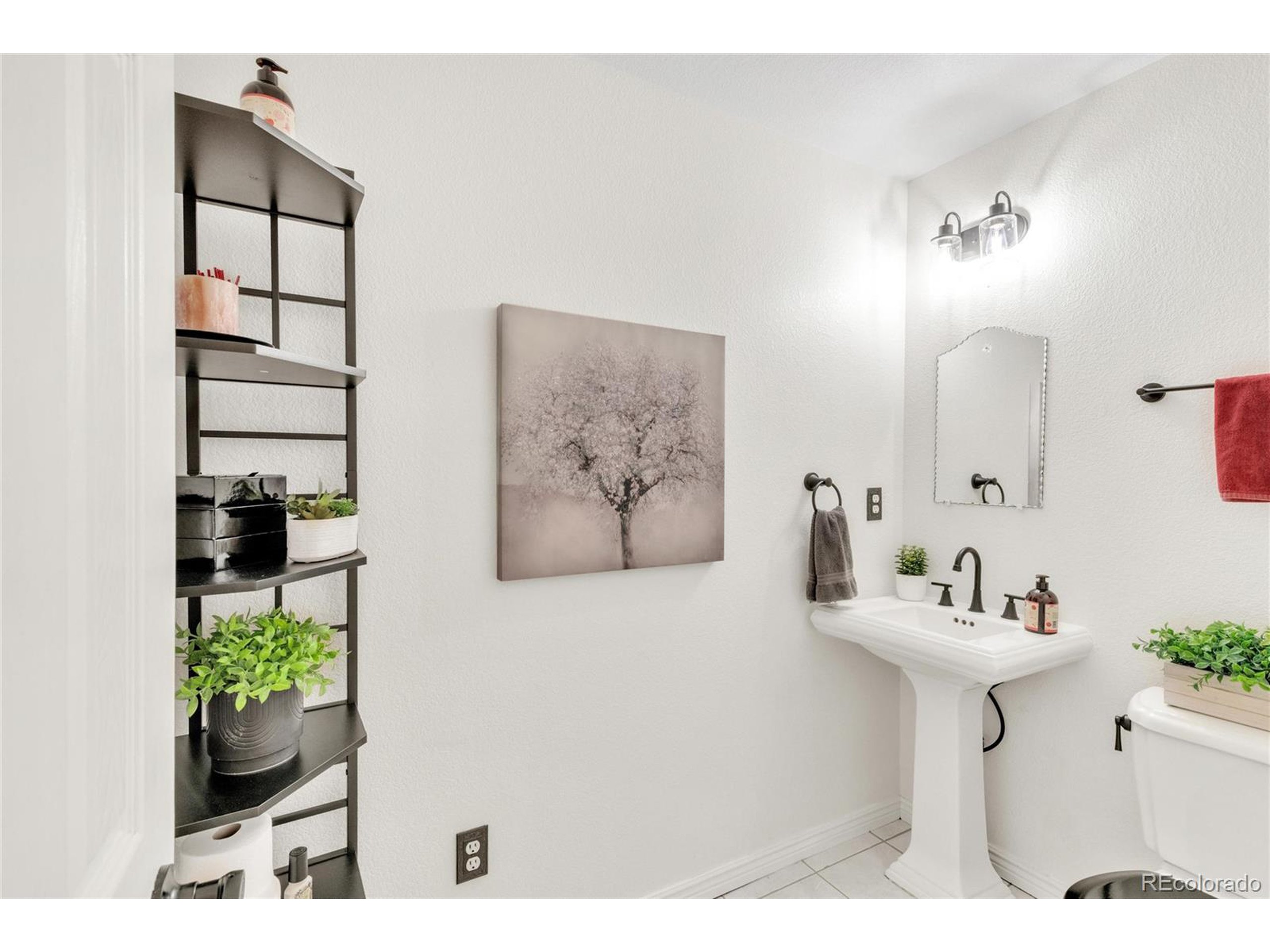 7420 S Houstoun Waring Cir