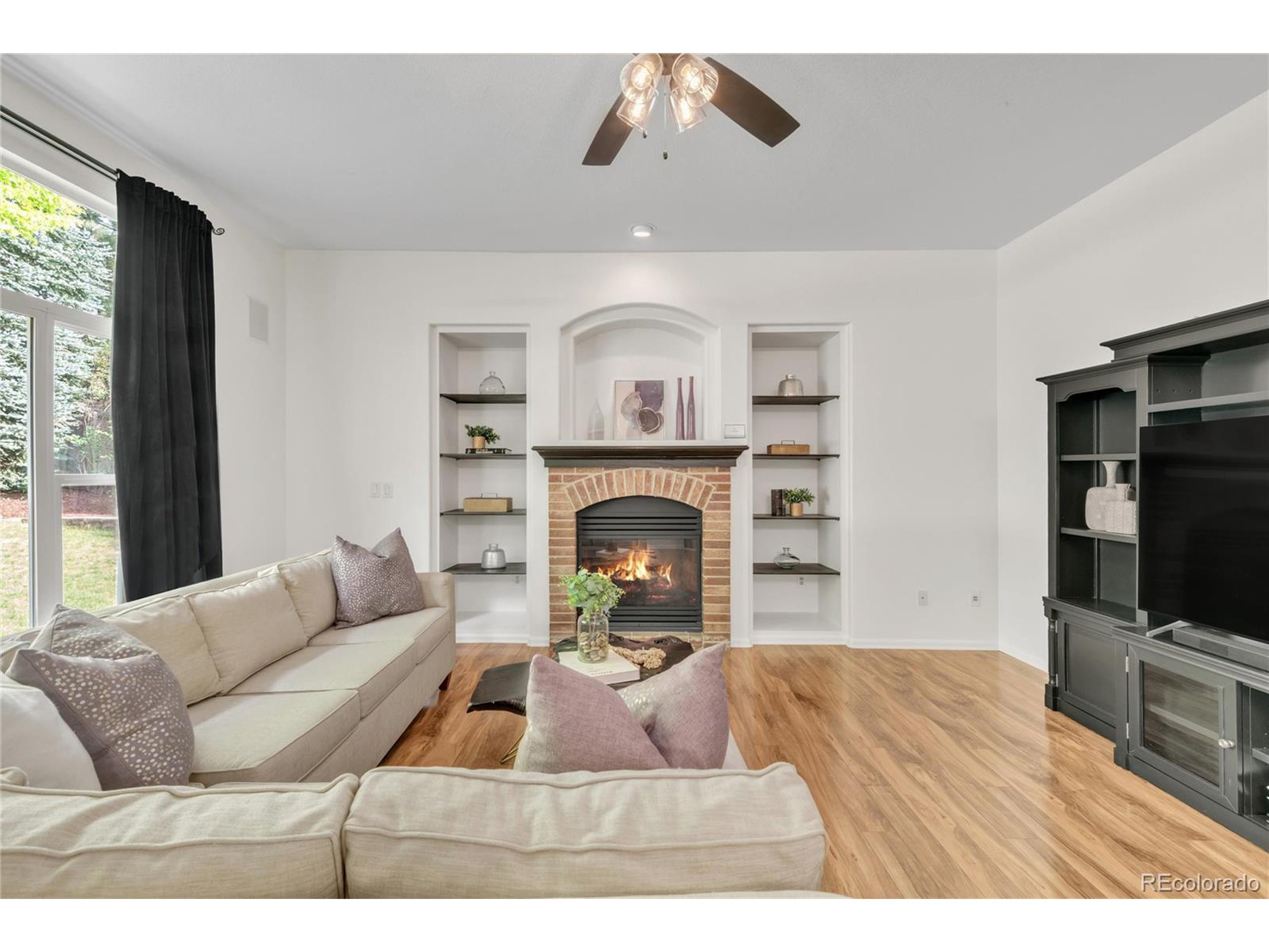 7420 S Houstoun Waring Cir