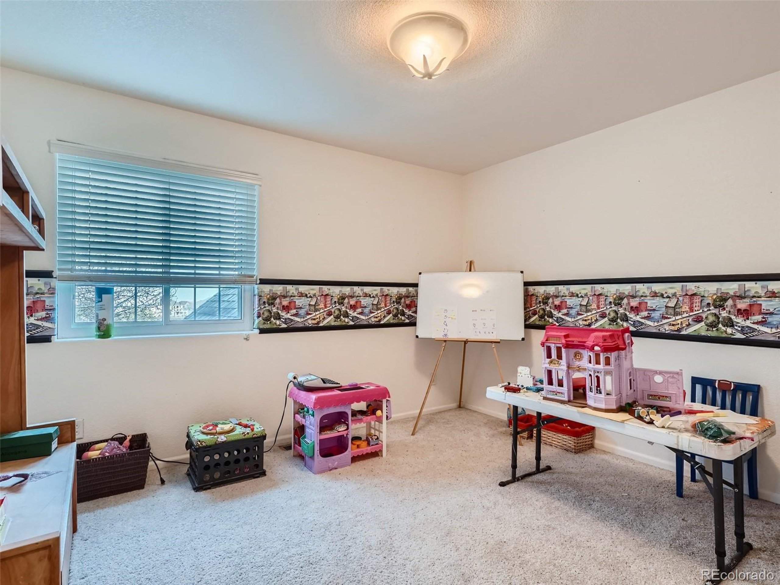 16467 Indian Hill St