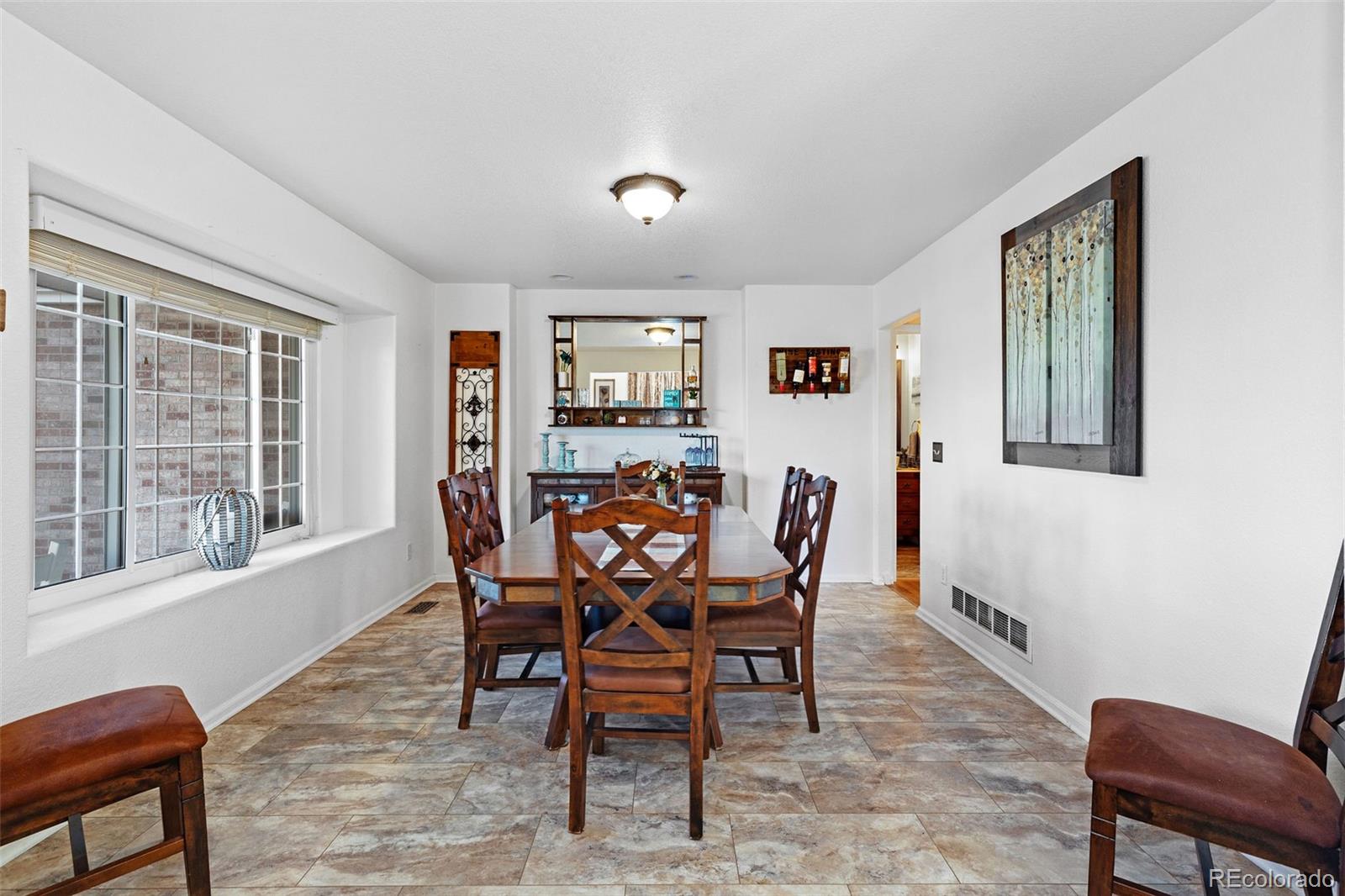 16467 Indian Hill Street