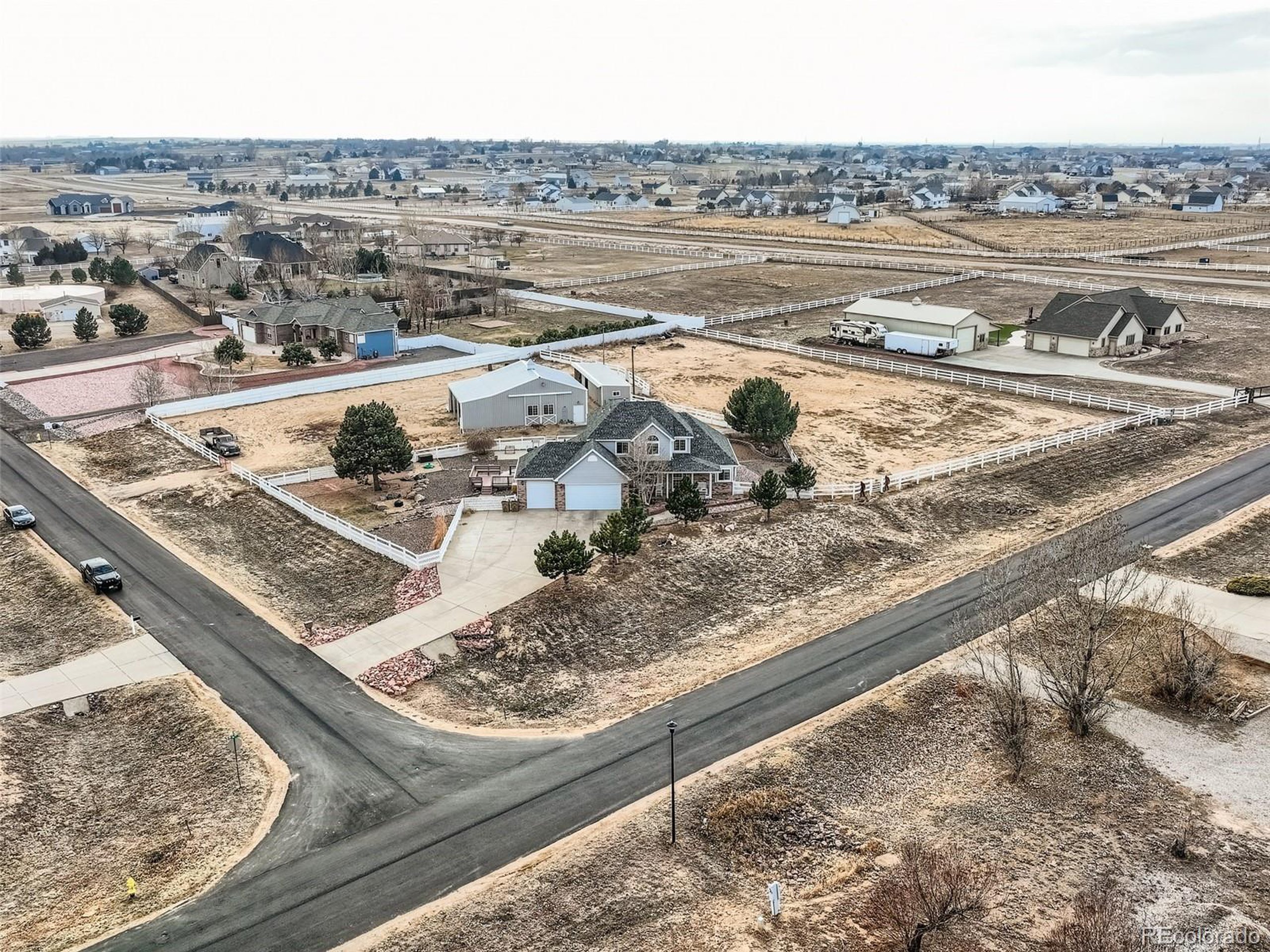 16467 Indian Hill St