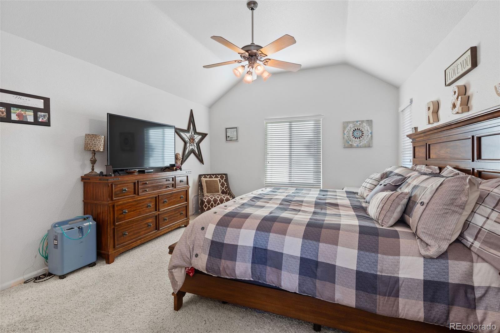 16467 Indian Hill Street