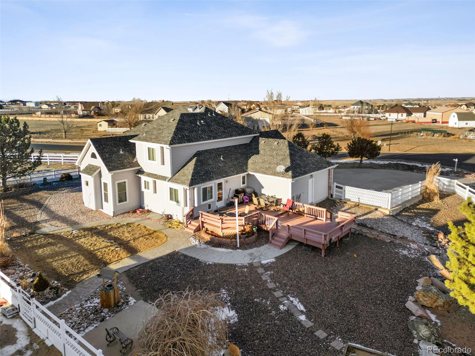 16467 Indian Hill Street