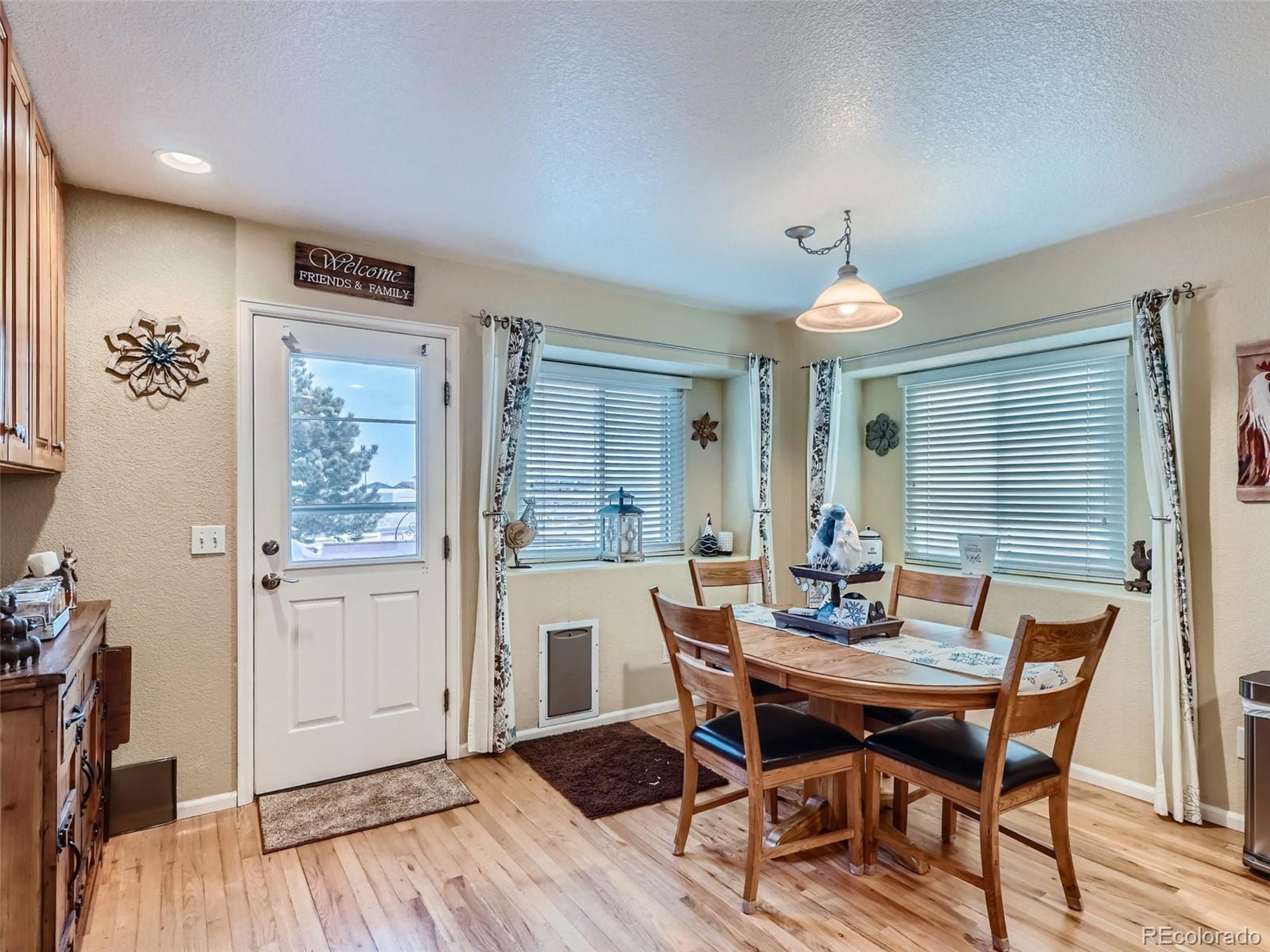 16467 Indian Hill St