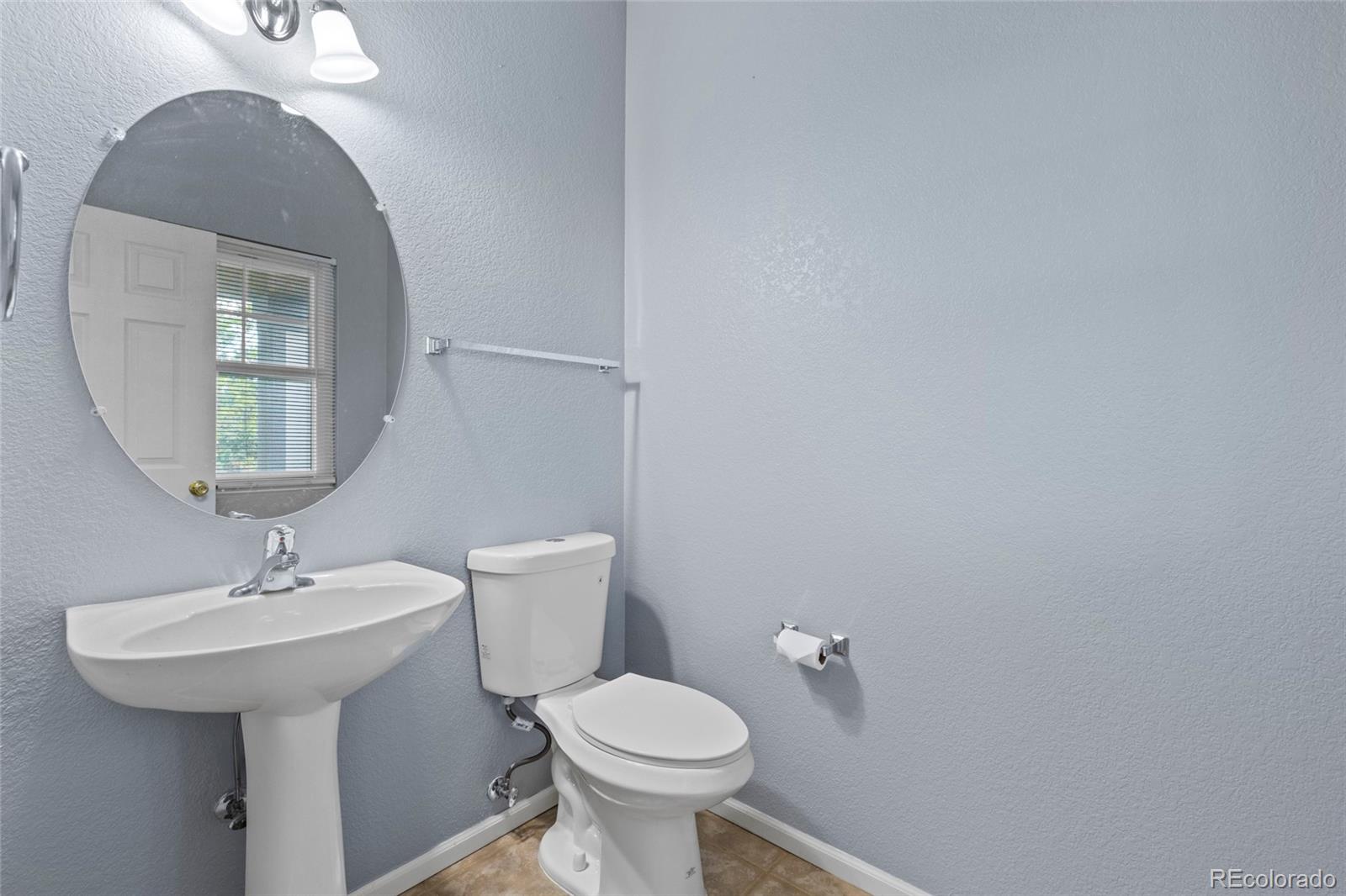 20482 E Villanova Place