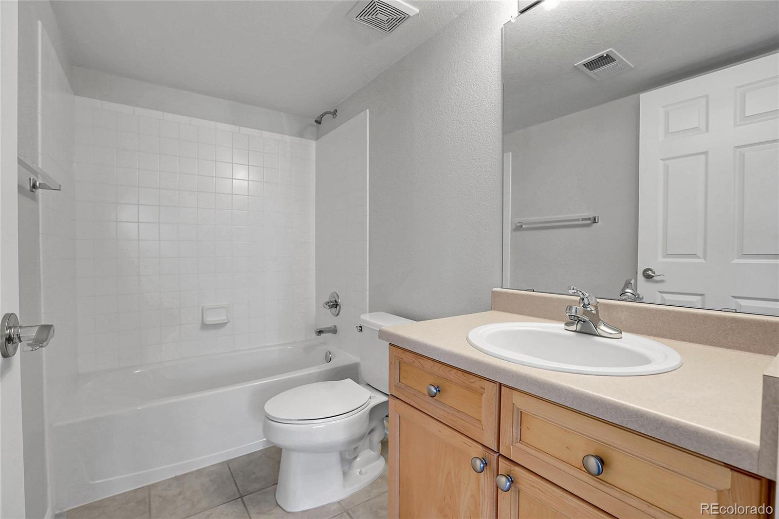 23418 E Long Place