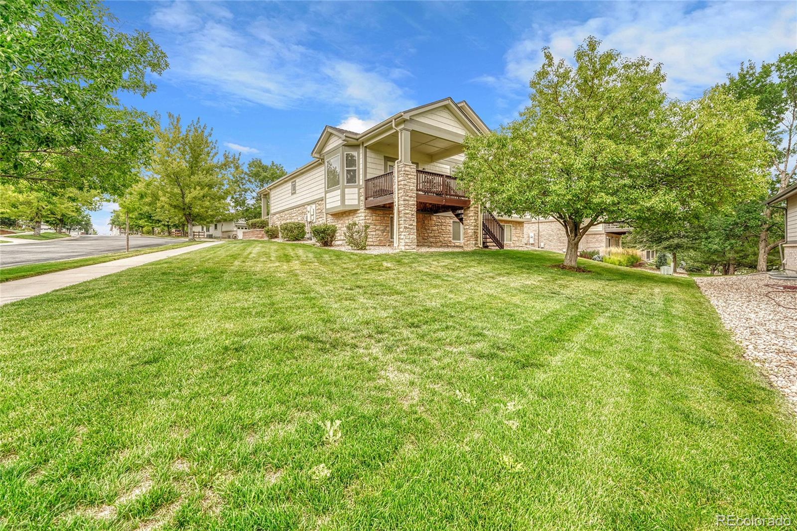 23418 E Long Place
