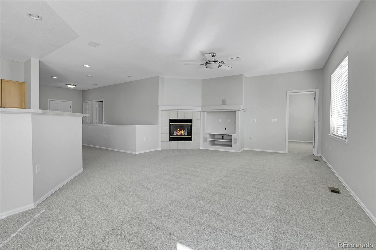 23418 E Long Place