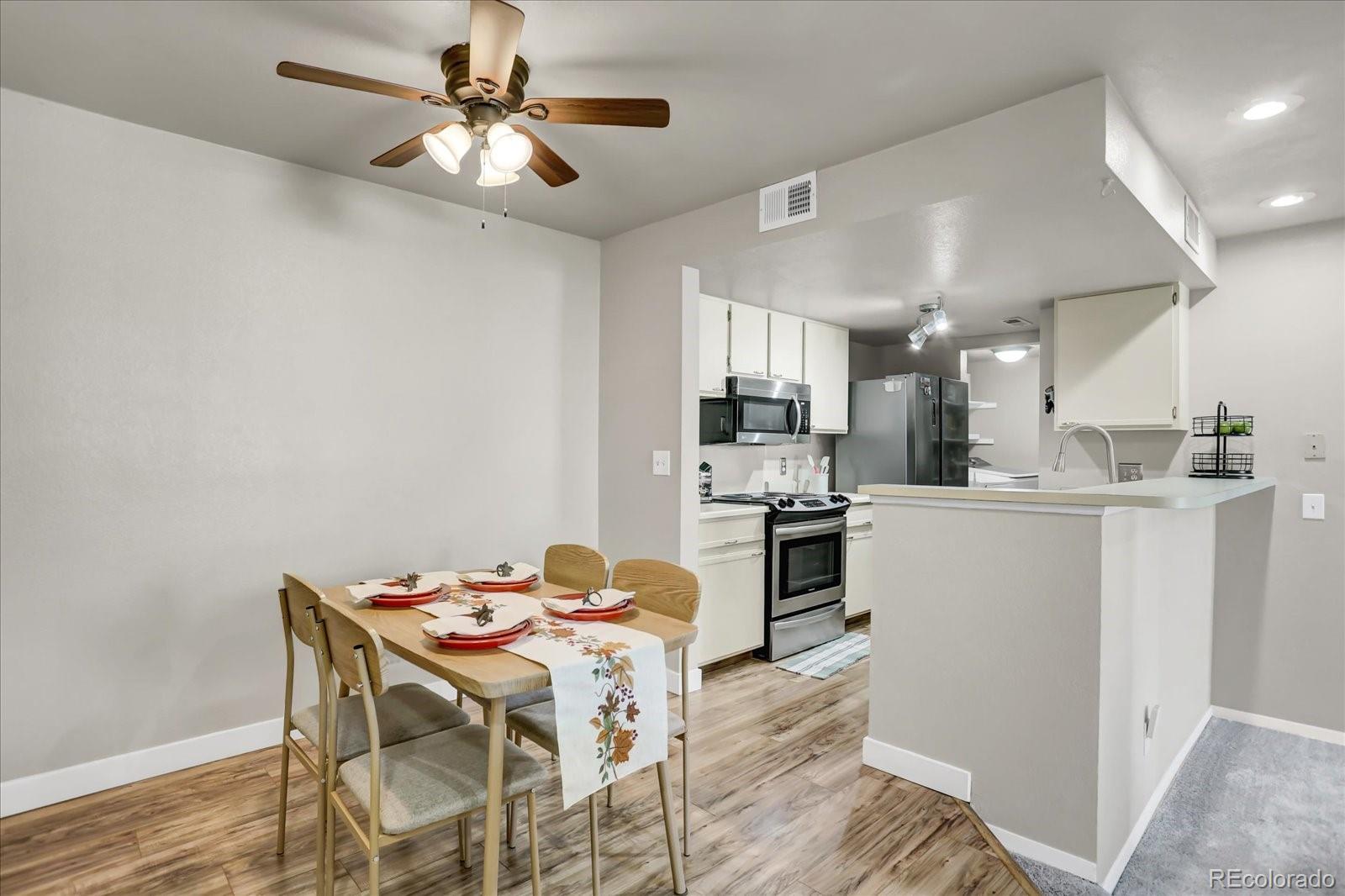 4760 S Wadsworth Boulevard Unit: E204