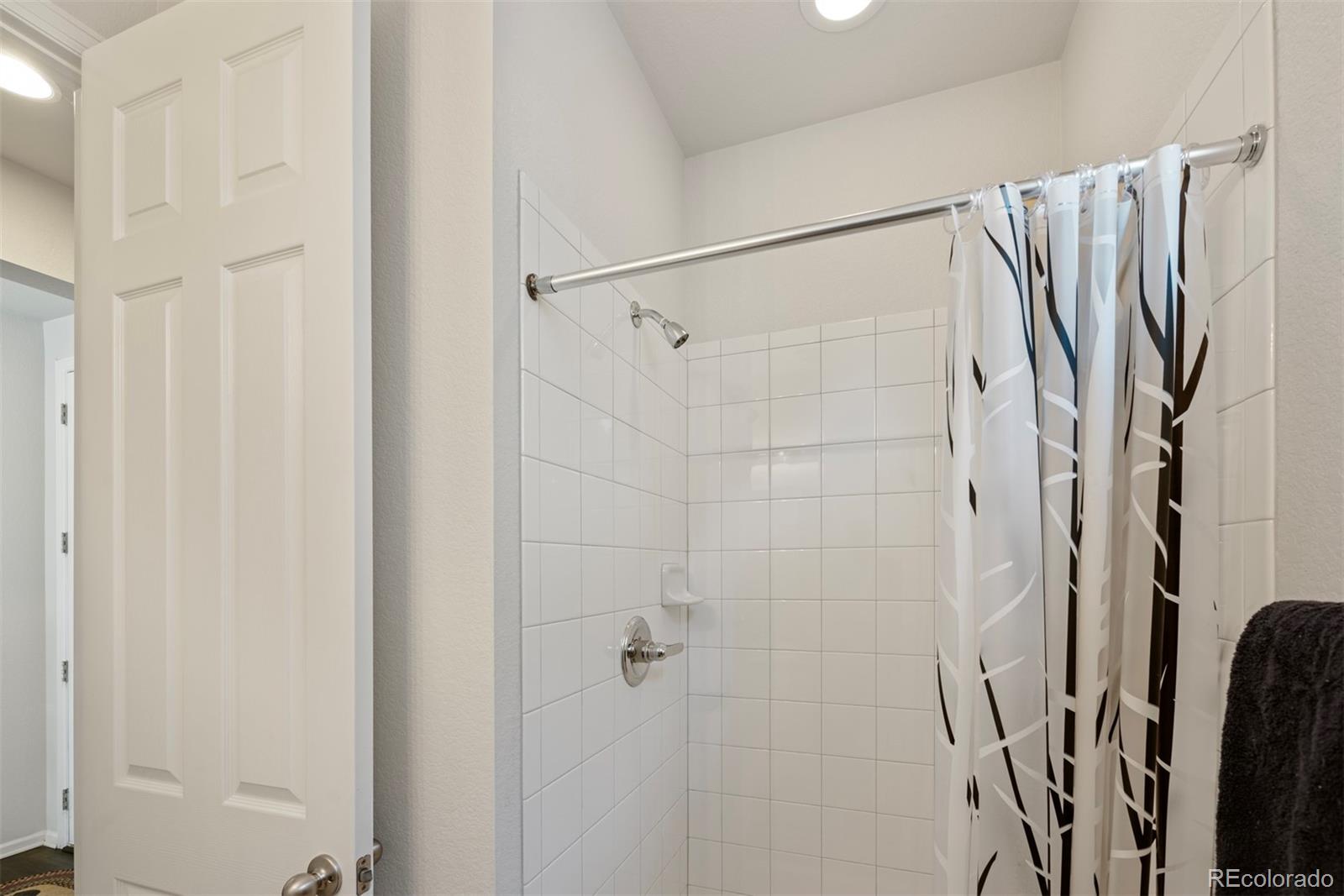 6480 Dry Fork Circle