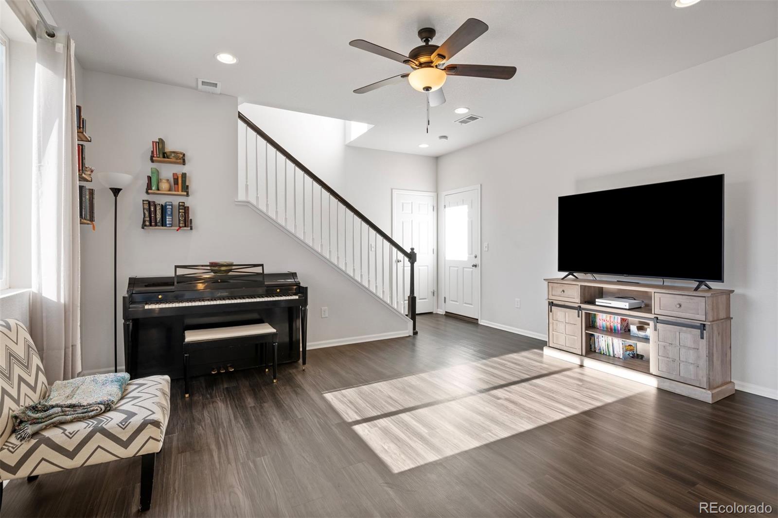 6480 Dry Fork Circle