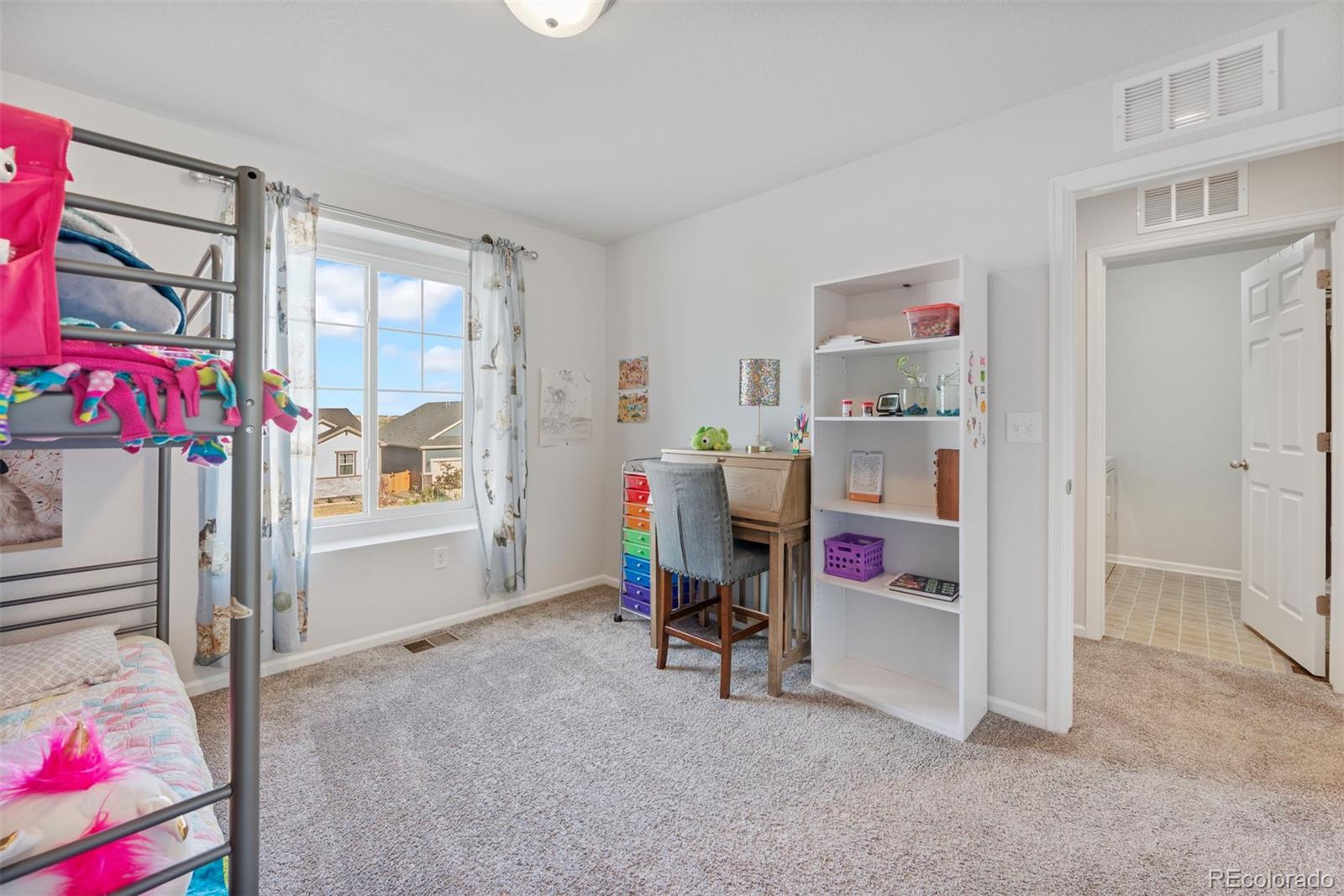 6480 Dry Fork Circle