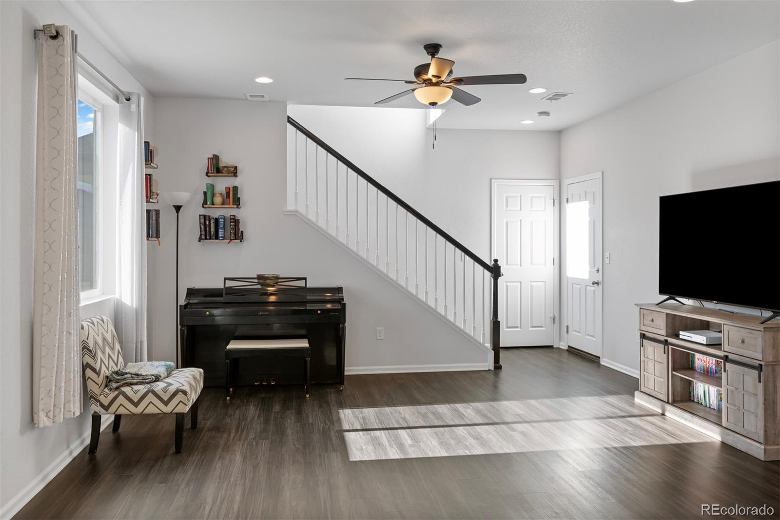 6480 Dry Fork Circle