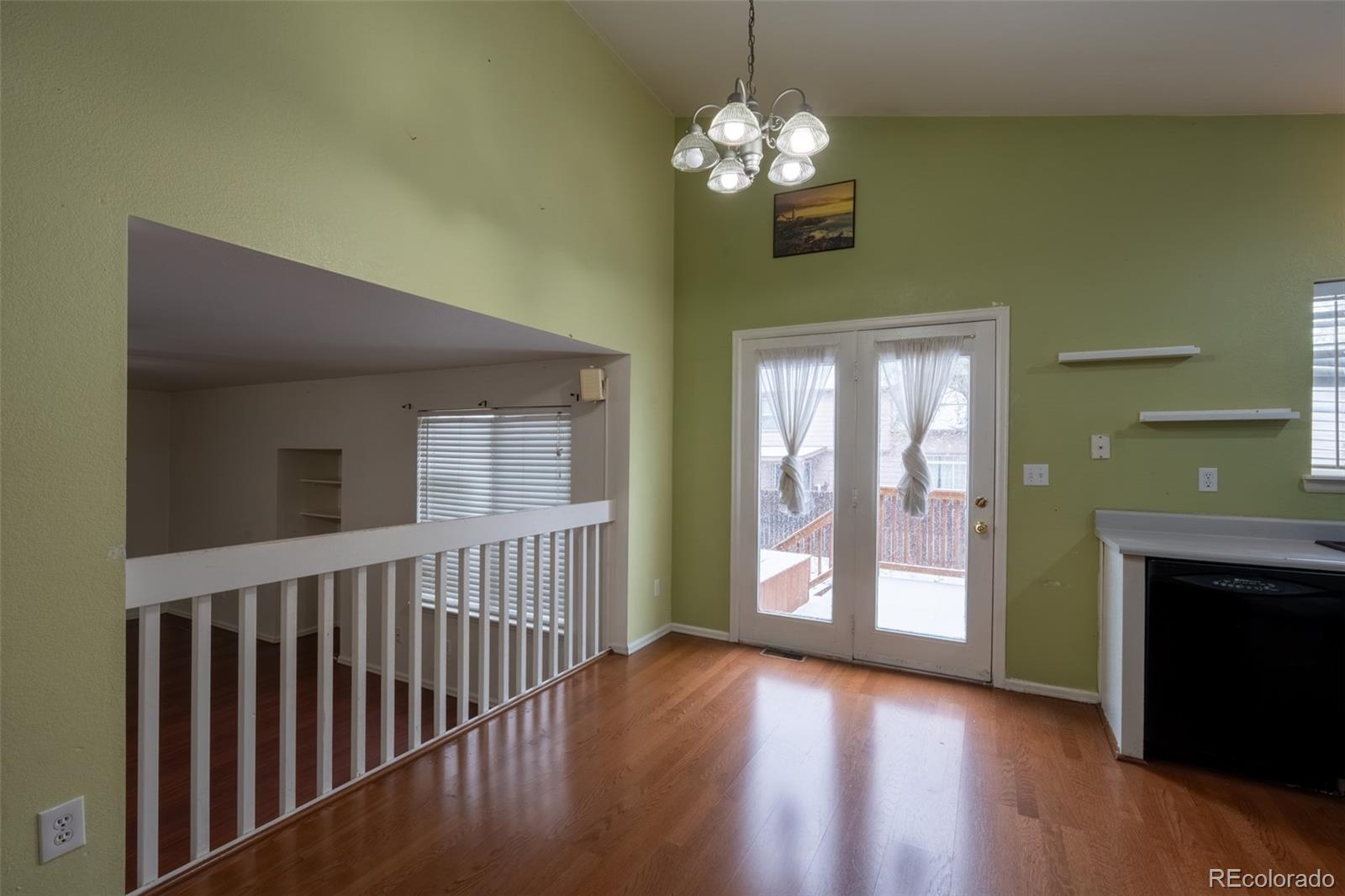 13382 Mariposa Court