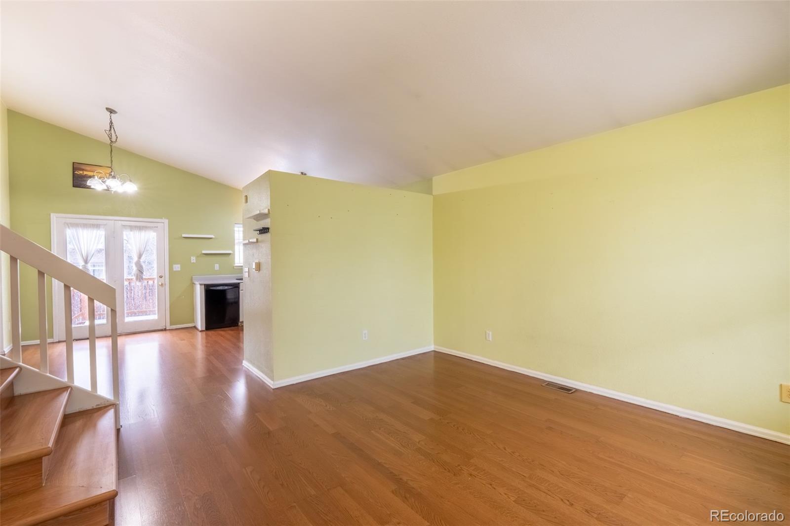 13382 Mariposa Court