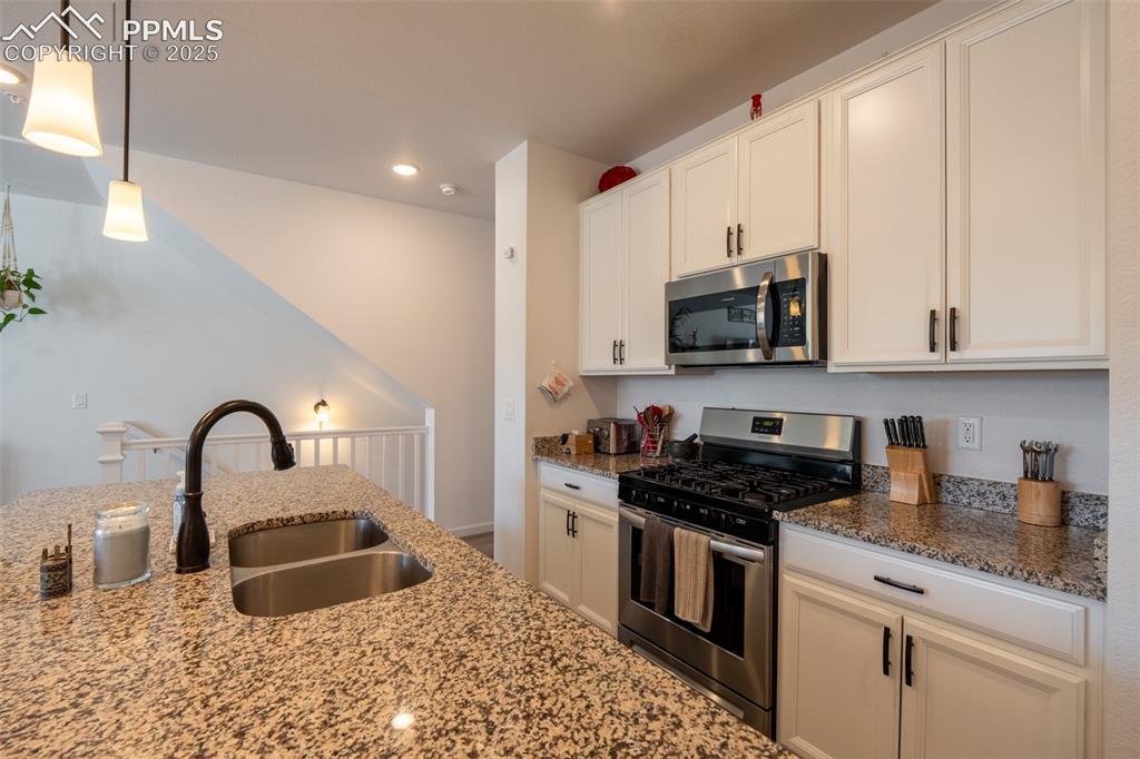 15619 Kitchener Way
