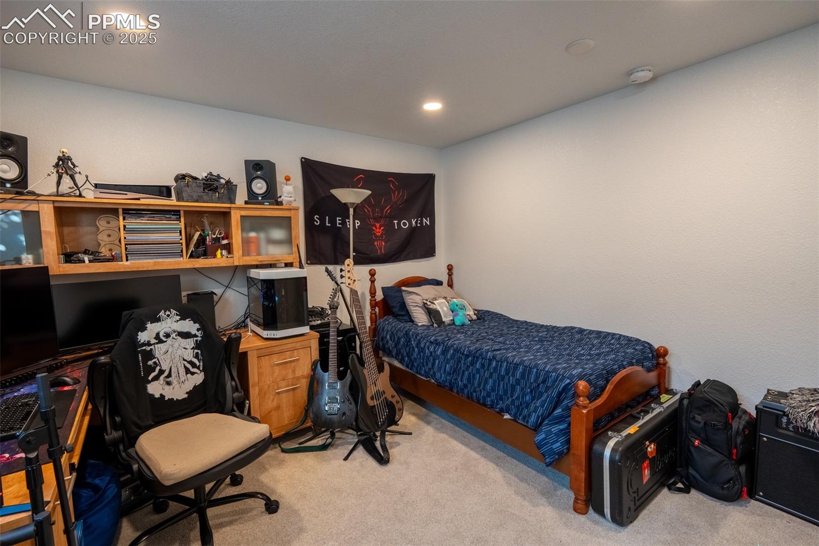 15619 Kitchener Way