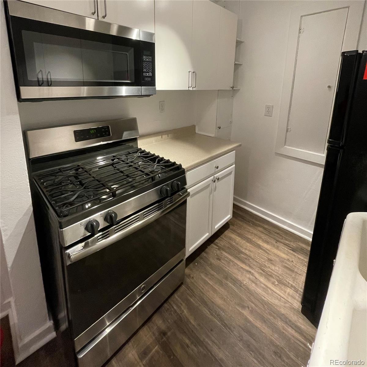 3185, 3187, 3189 W Gill Place