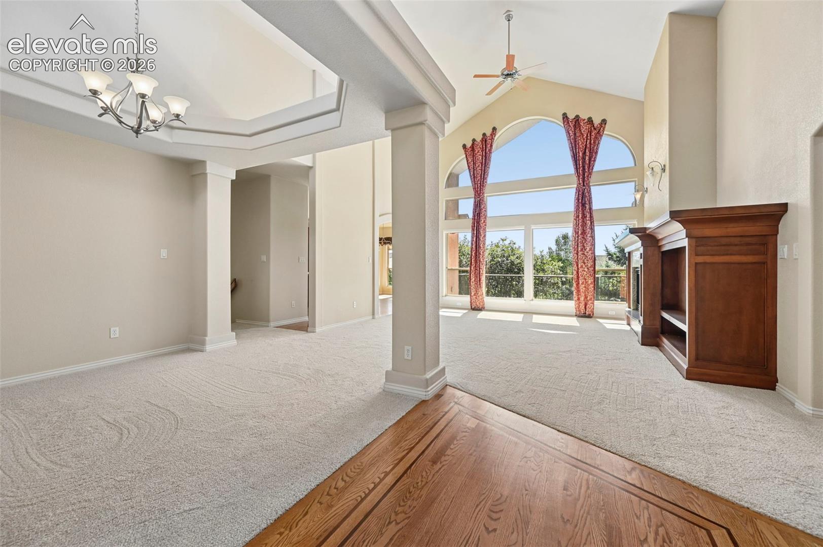 1825 Bridle Oaks Lane