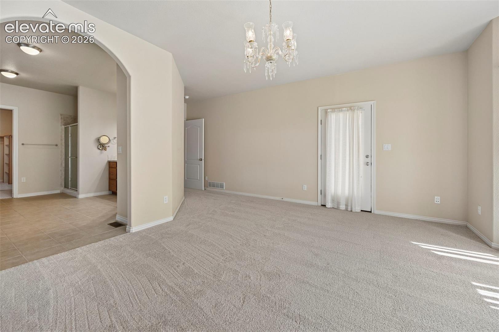 1825 Bridle Oaks Lane