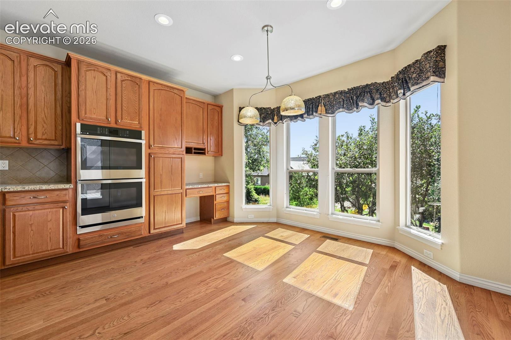 1825 Bridle Oaks Lane