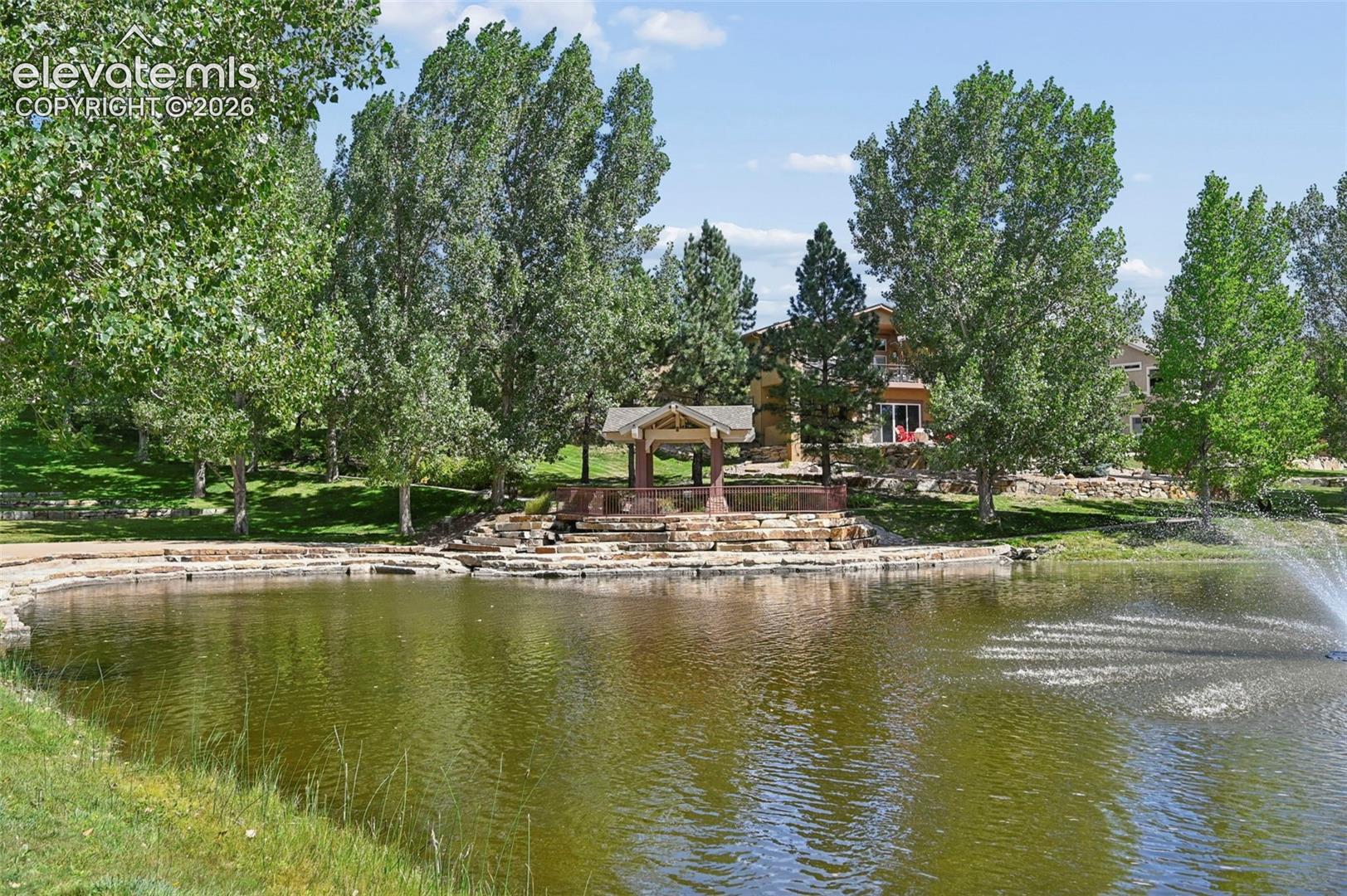 1825 Bridle Oaks Lane
