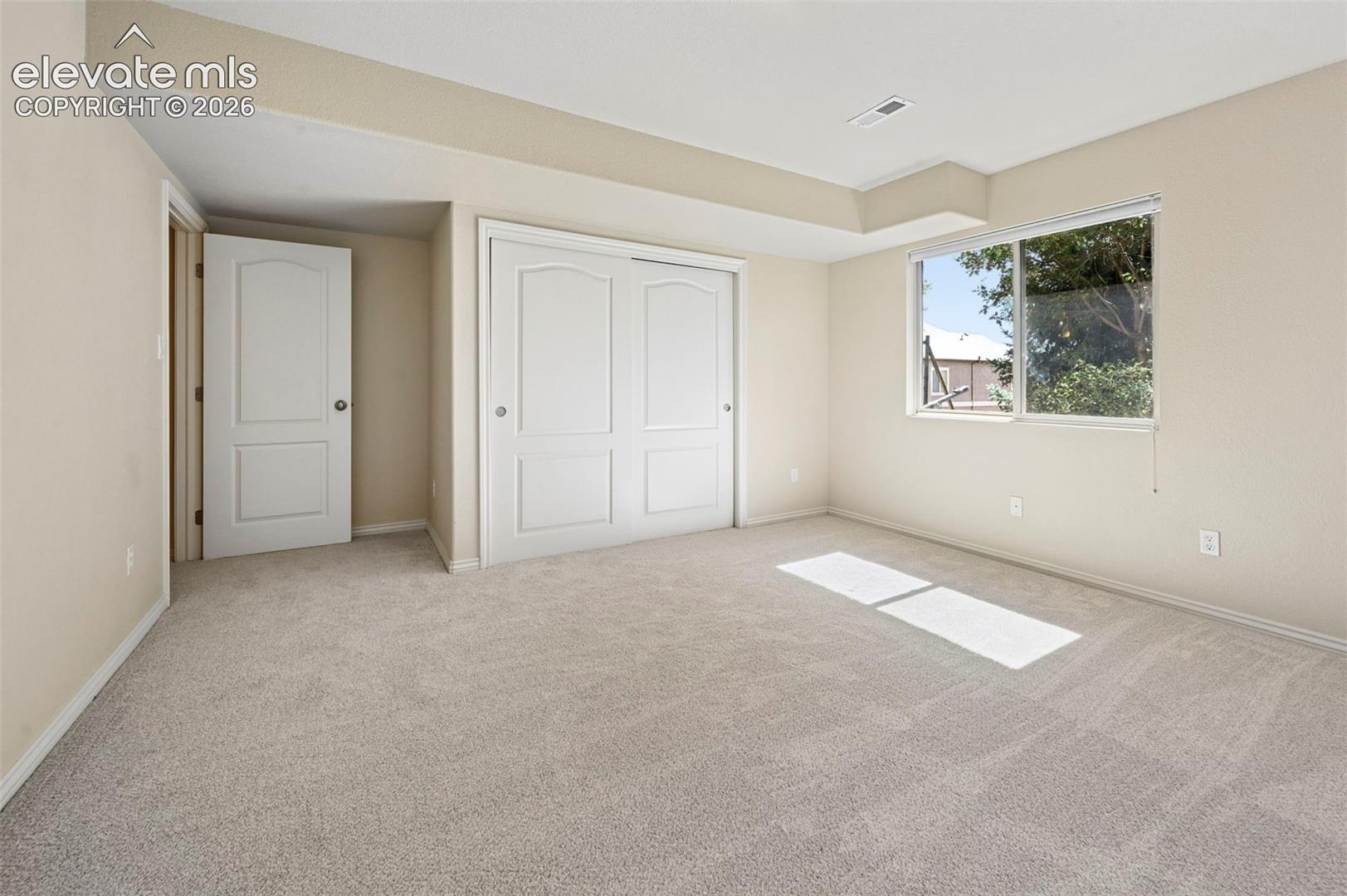 1825 Bridle Oaks Lane