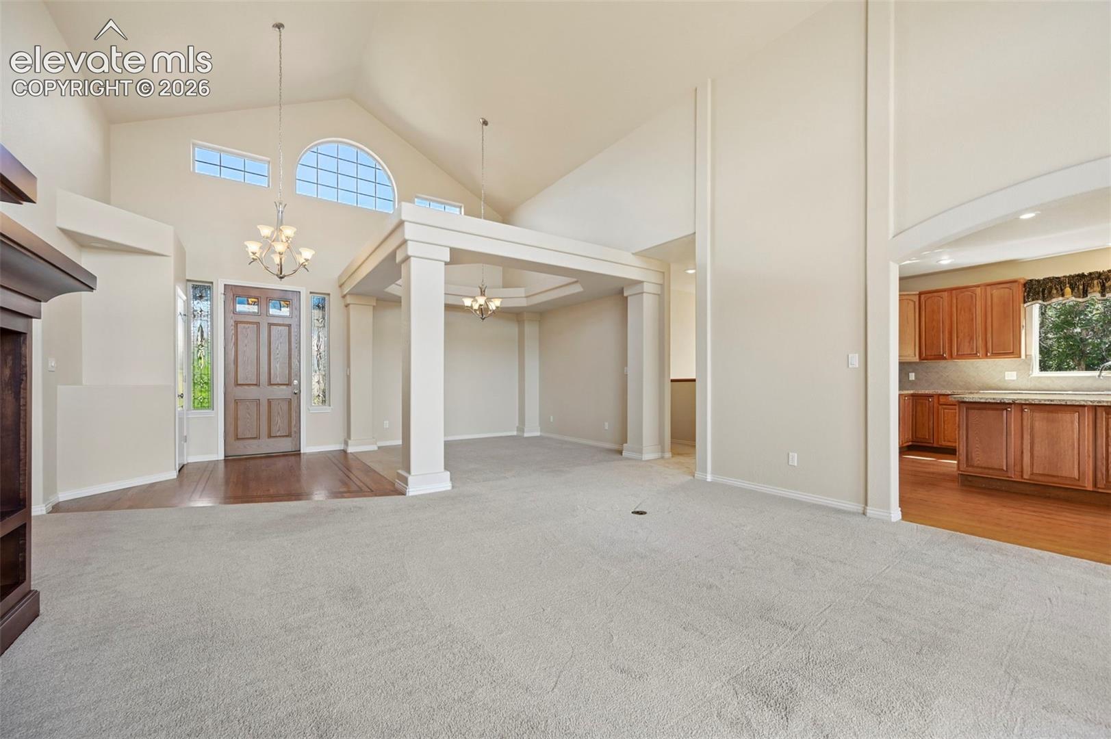 1825 Bridle Oaks Lane