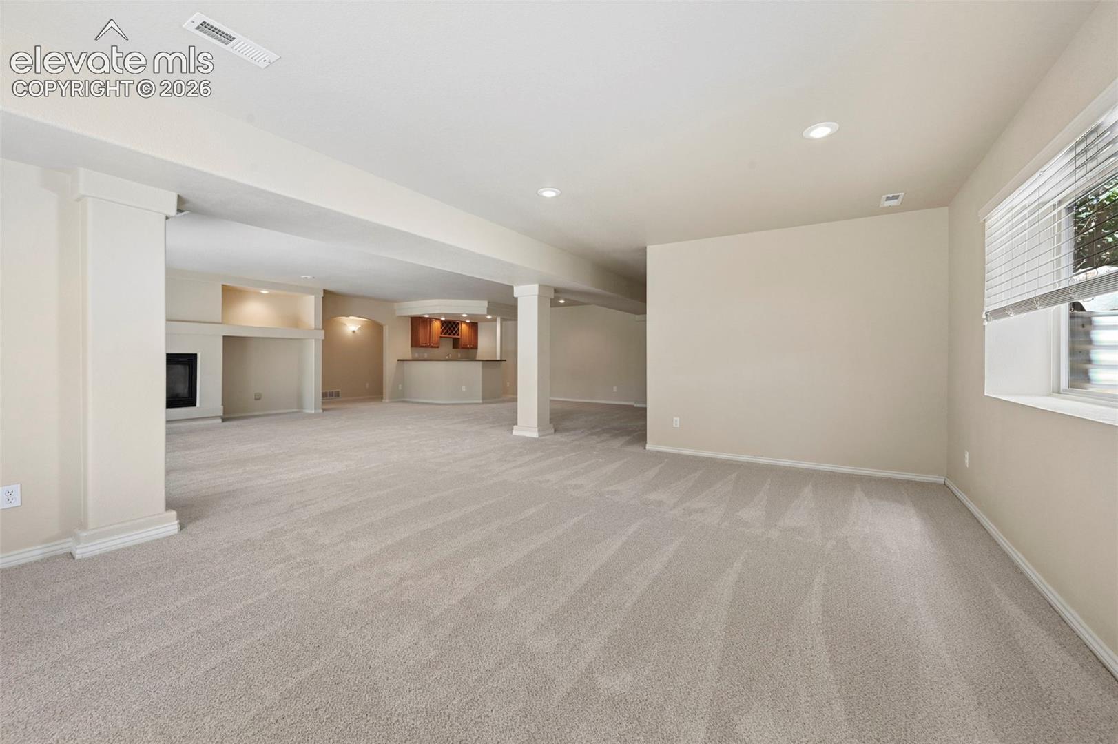 1825 Bridle Oaks Lane
