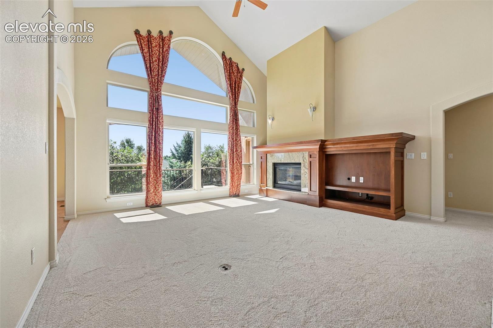 1825 Bridle Oaks Lane