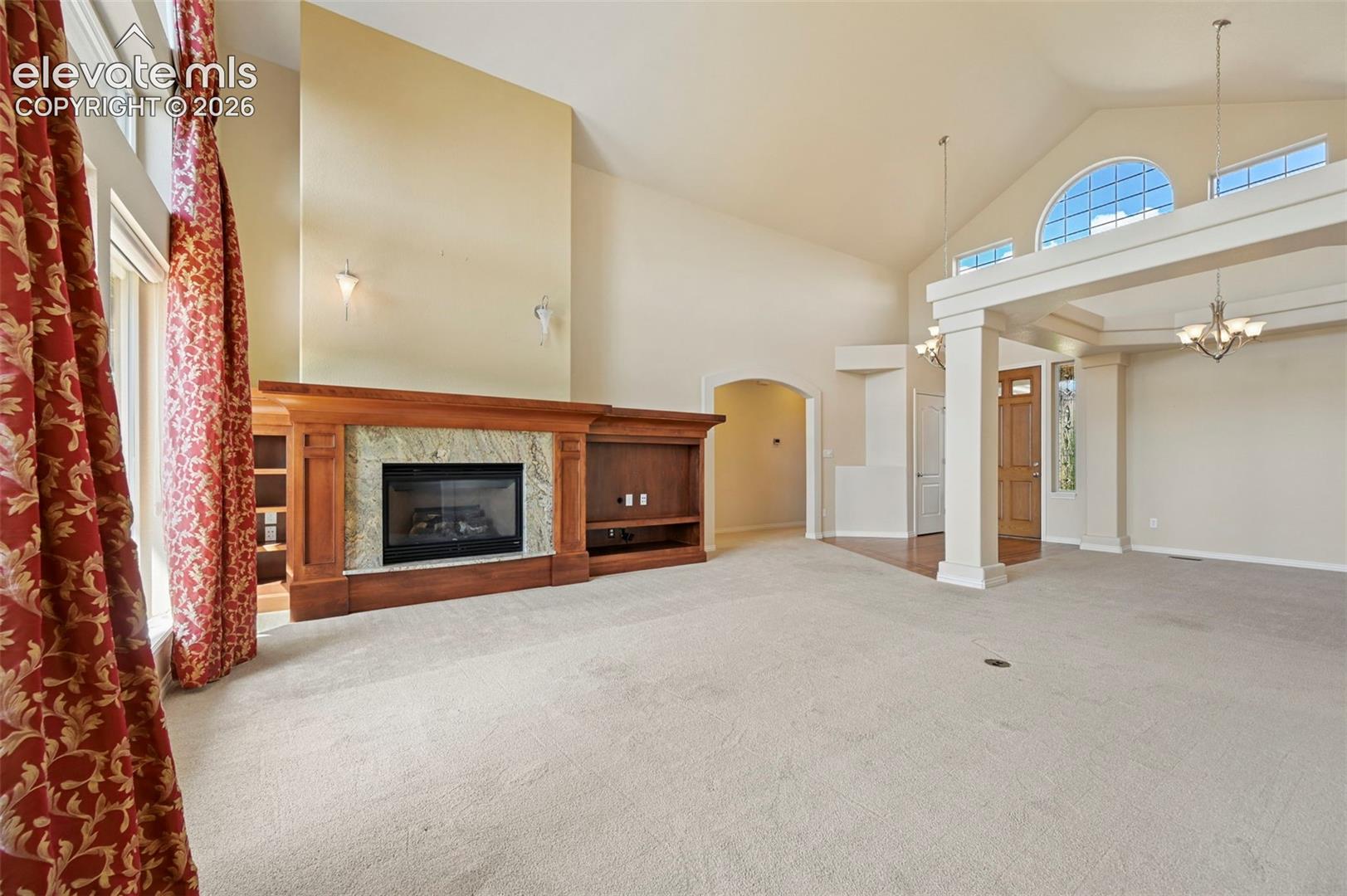 1825 Bridle Oaks Lane