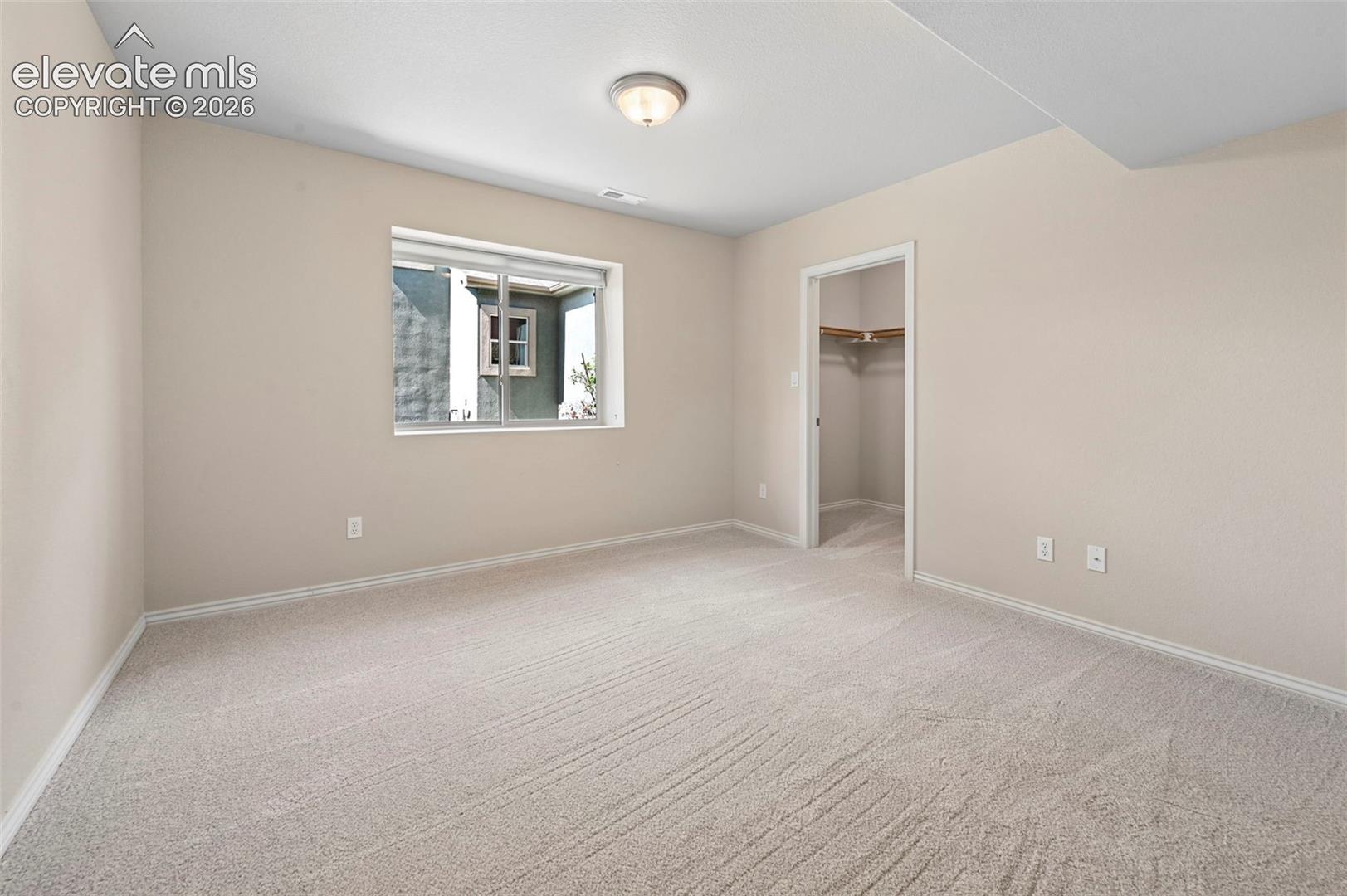 1825 Bridle Oaks Lane