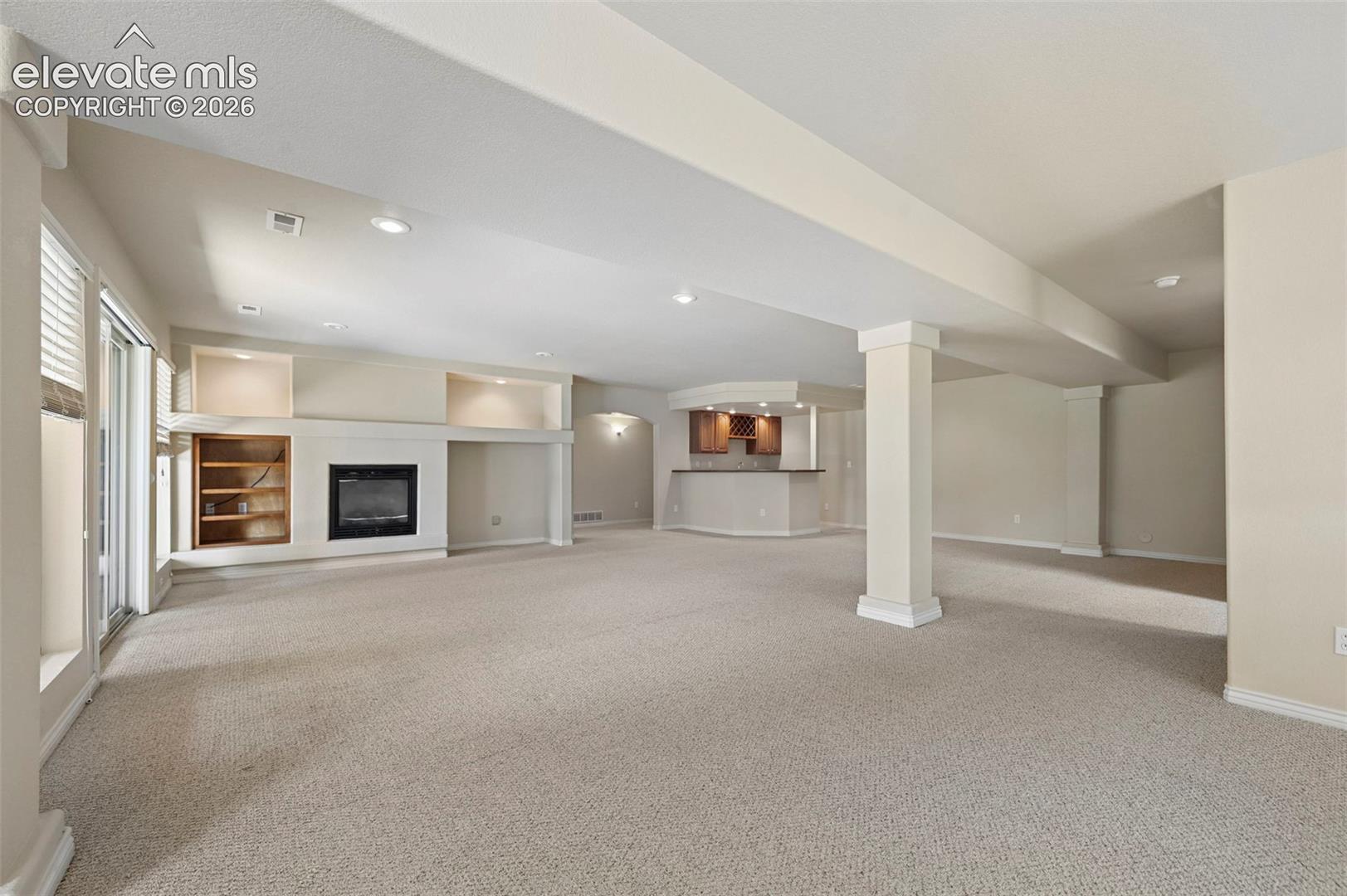 1825 Bridle Oaks Lane