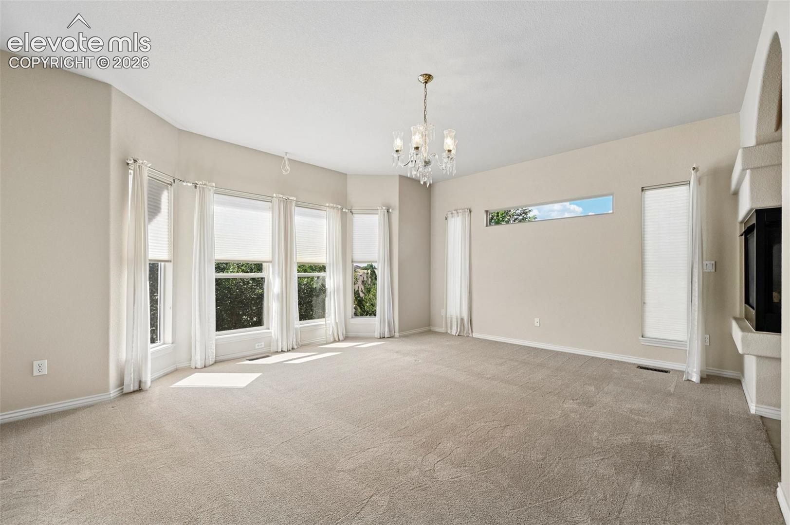 1825 Bridle Oaks Lane