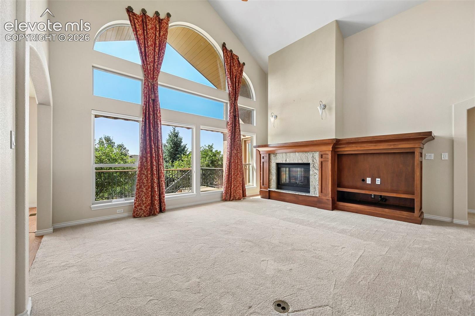 1825 Bridle Oaks Lane