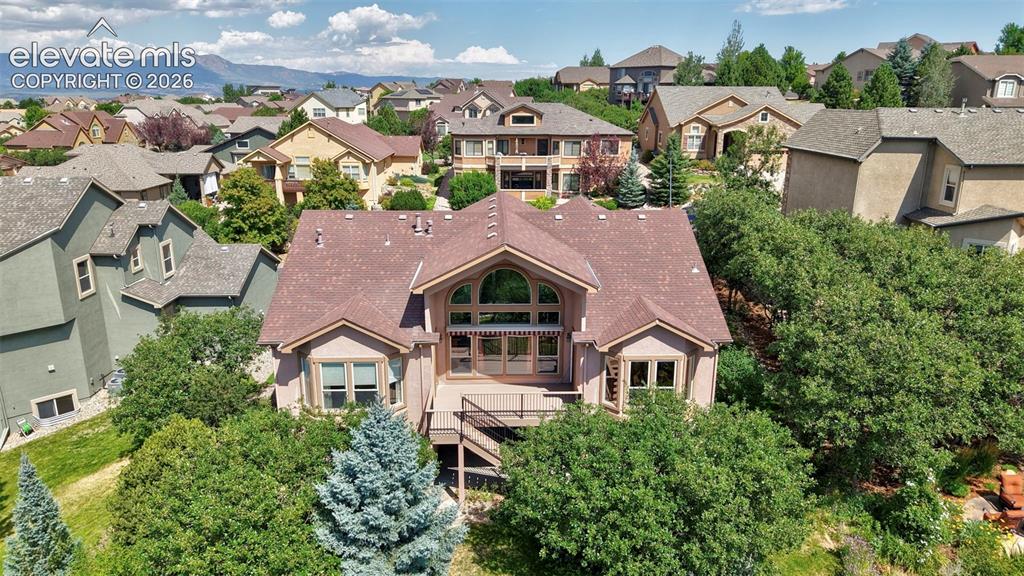 1825 Bridle Oaks Lane