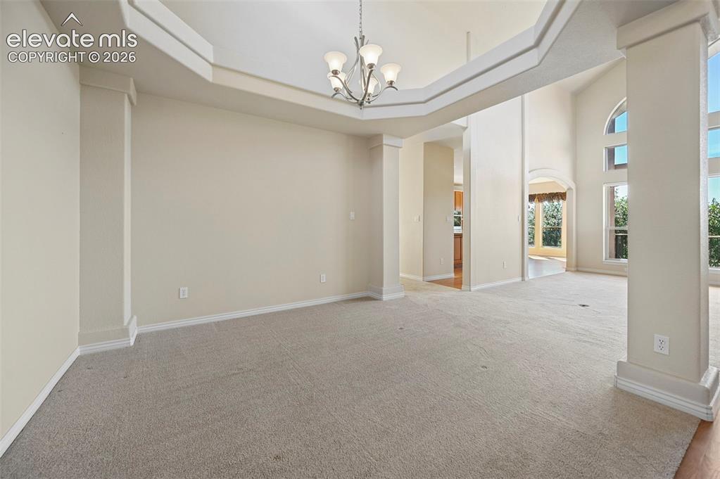 1825 Bridle Oaks Lane