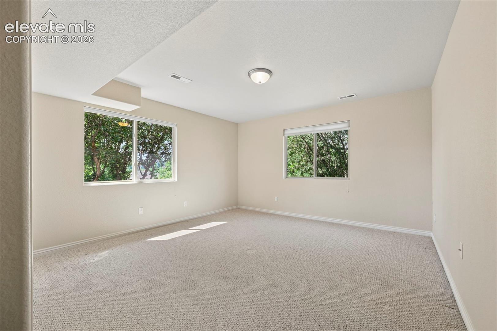 1825 Bridle Oaks Lane