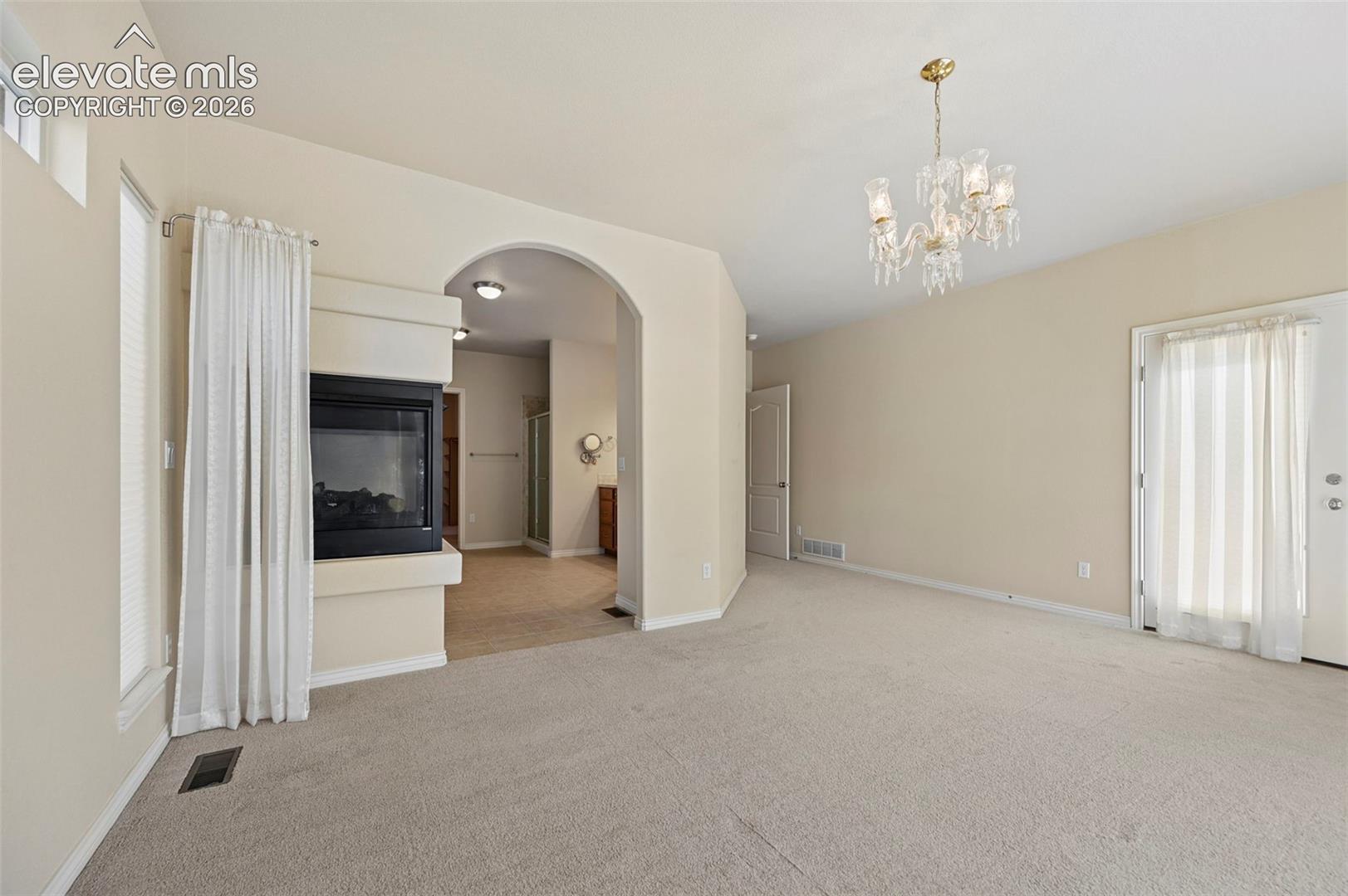 1825 Bridle Oaks Lane