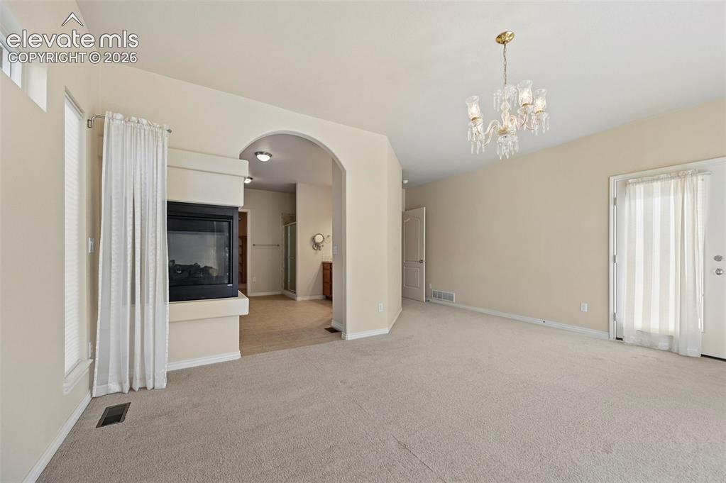 1825 Bridle Oaks Lane